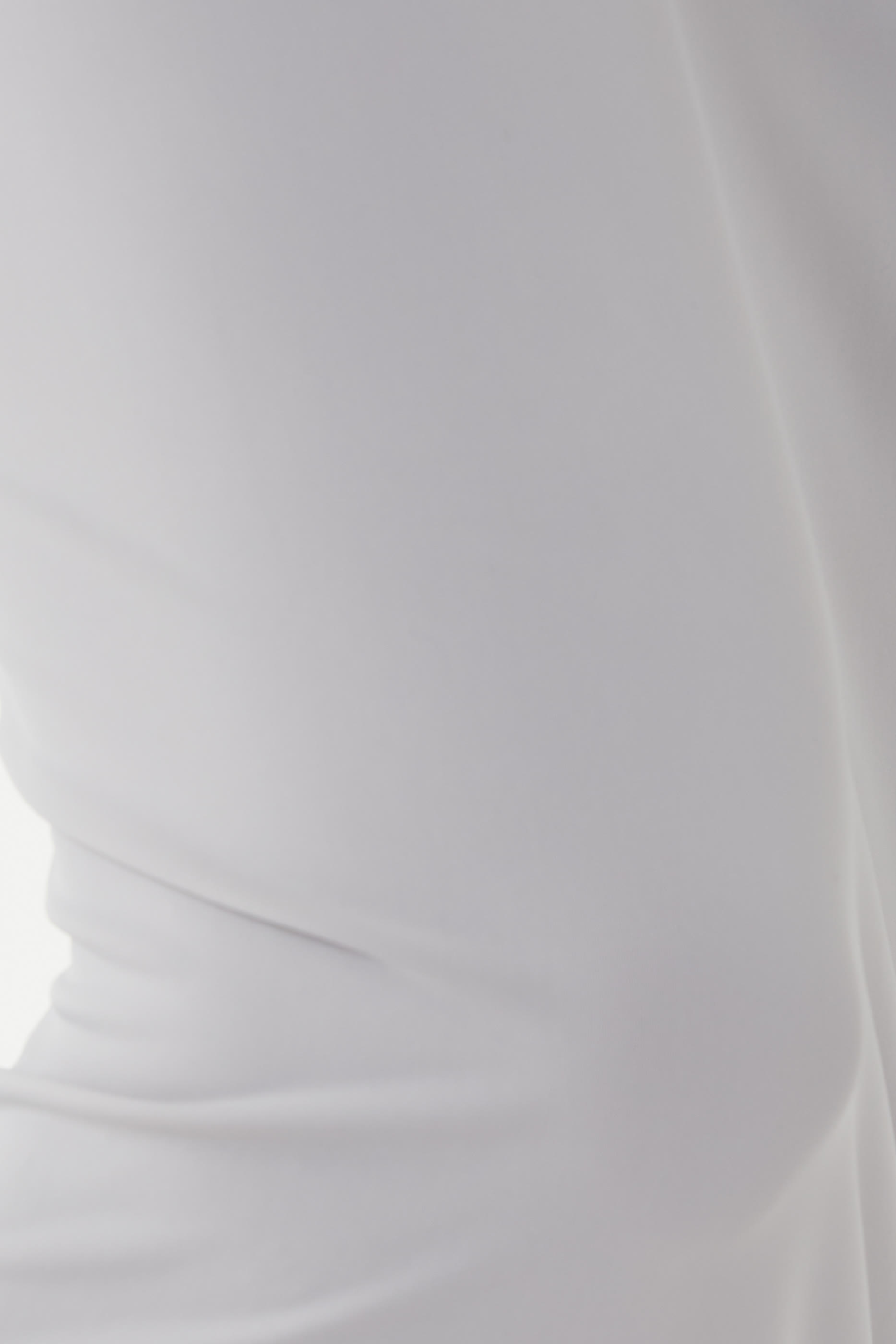 فستان طويل بياقة مربعة