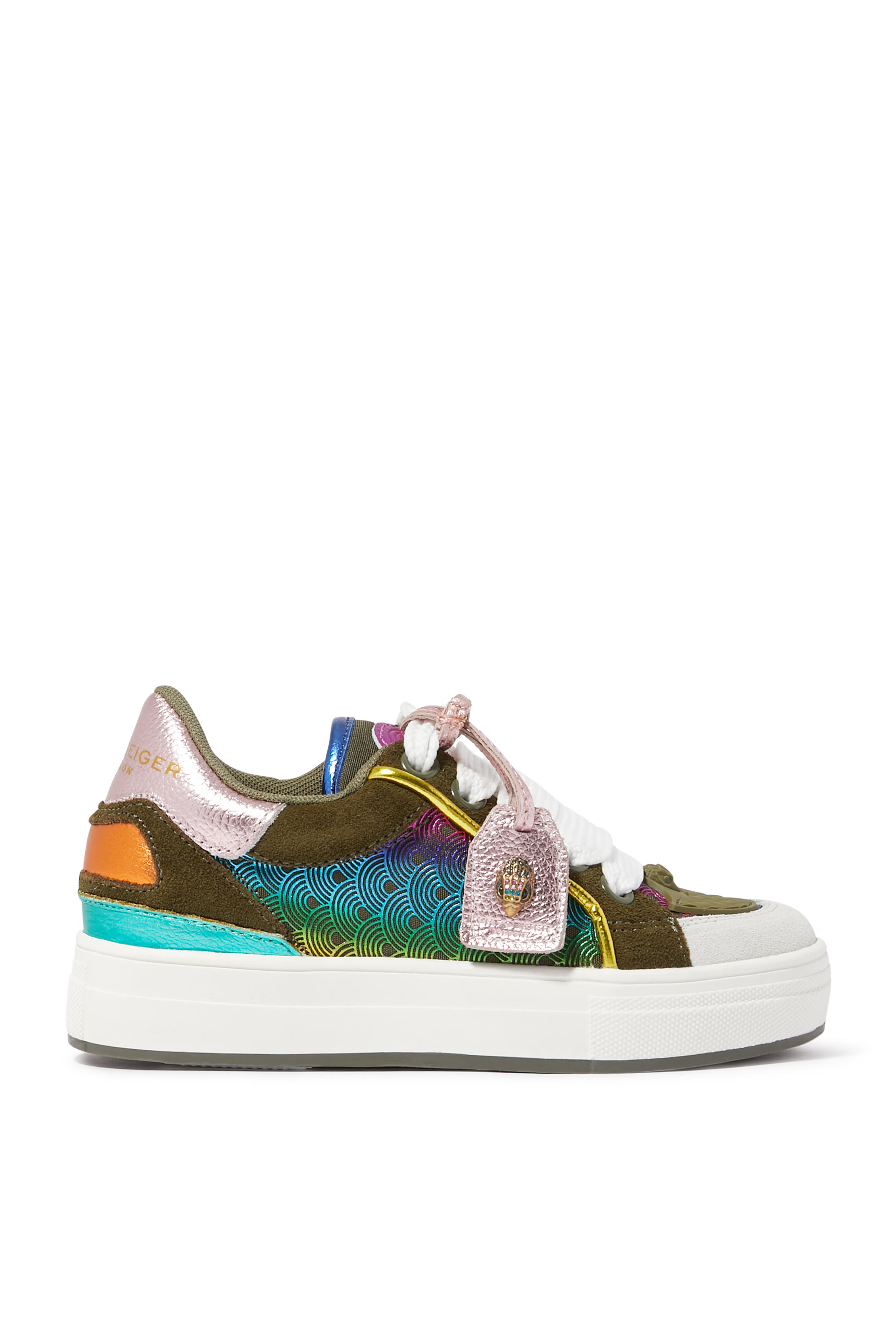 سنيكرز ساوث بانك بشارة للأطفال