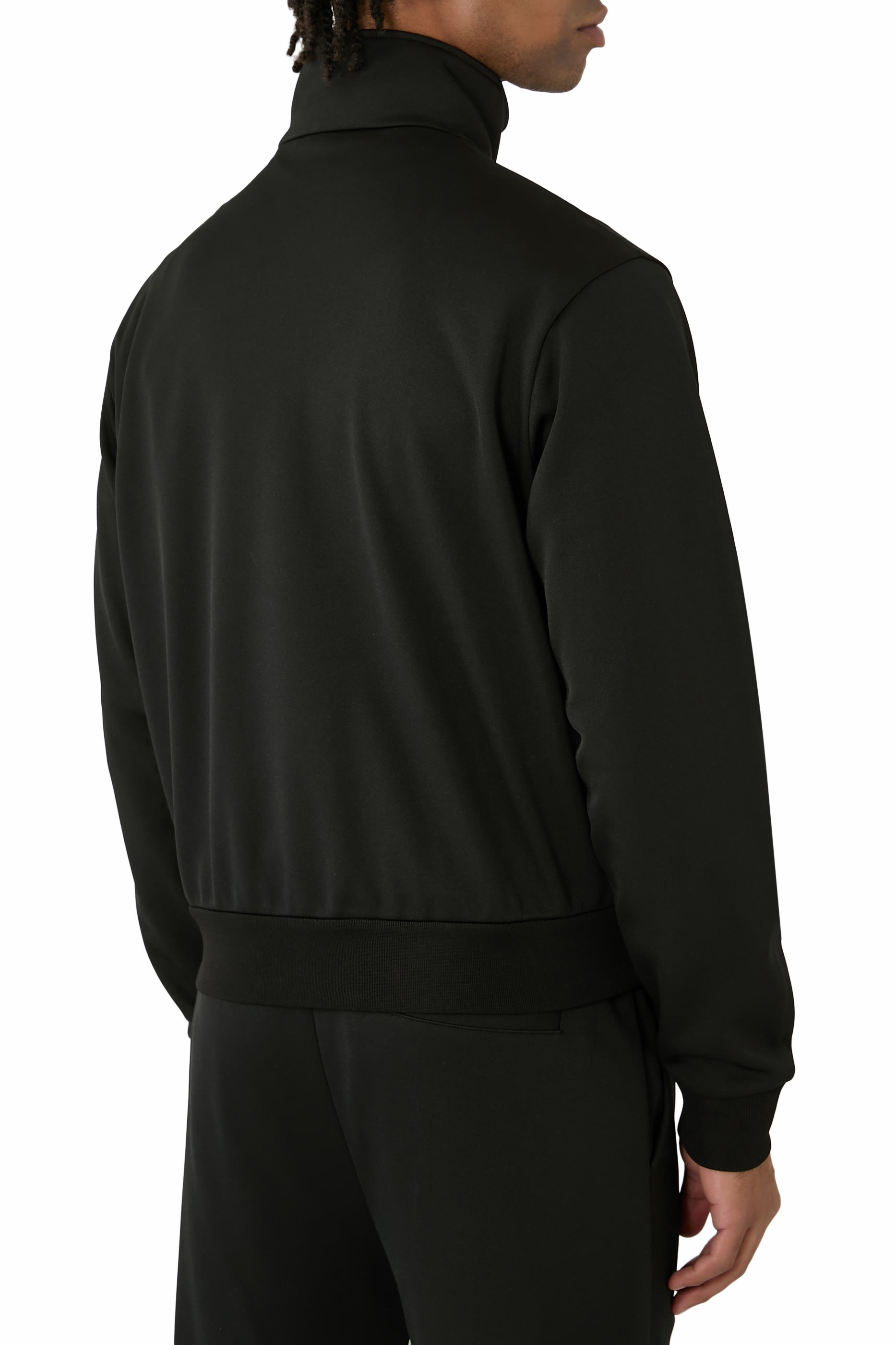 جاكيت رياضي بأجزاء بلون مغاير