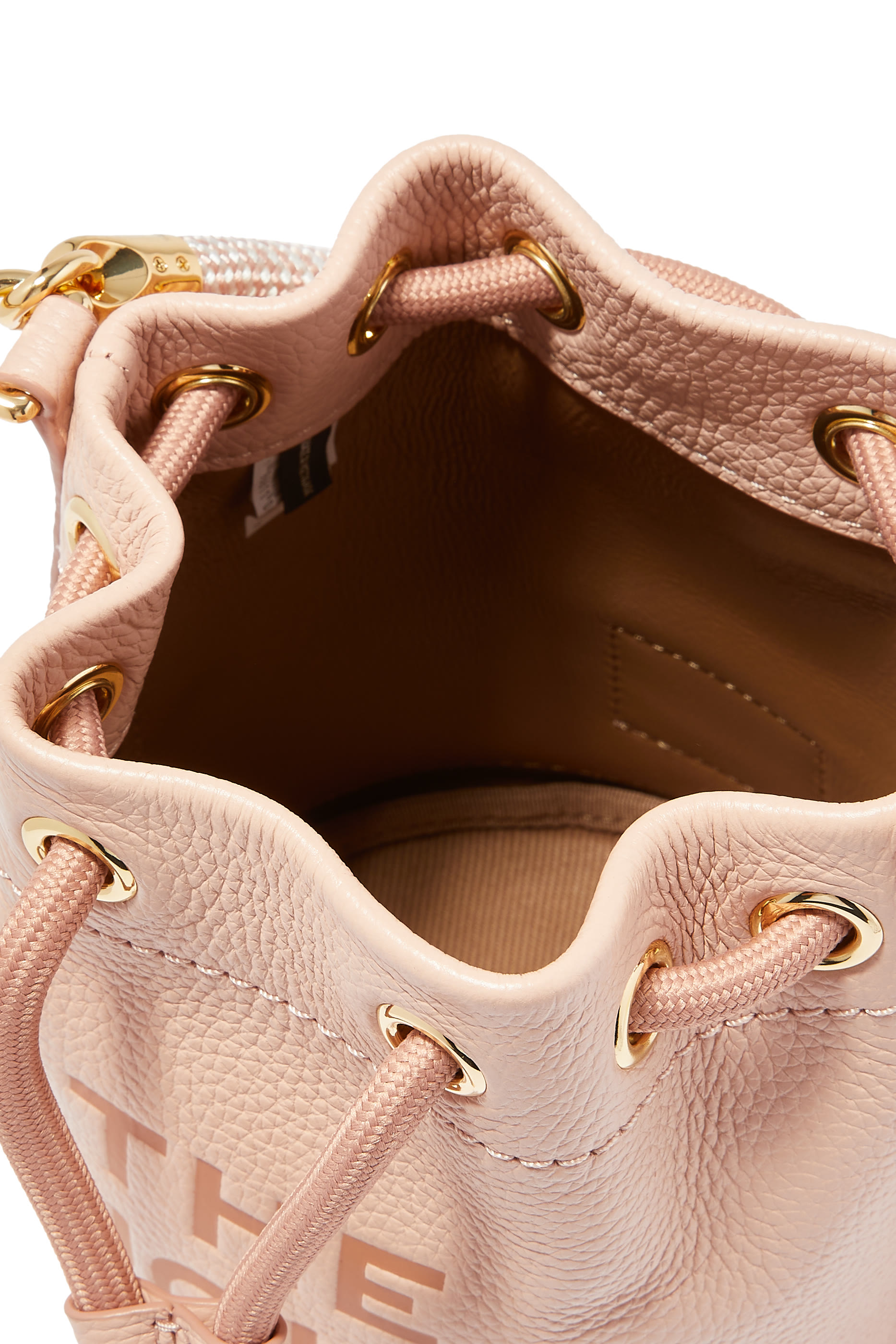 حقيبة باكيت صغيرة