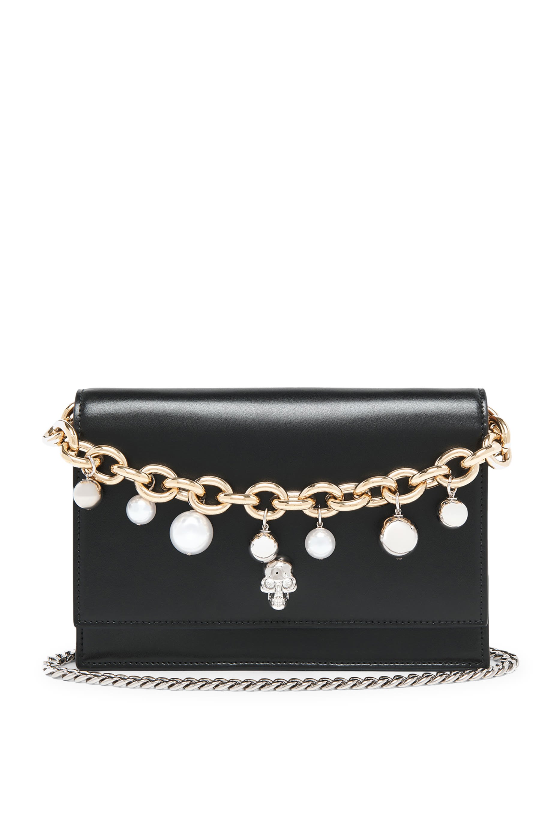 حقيبة بحلية جمجمة