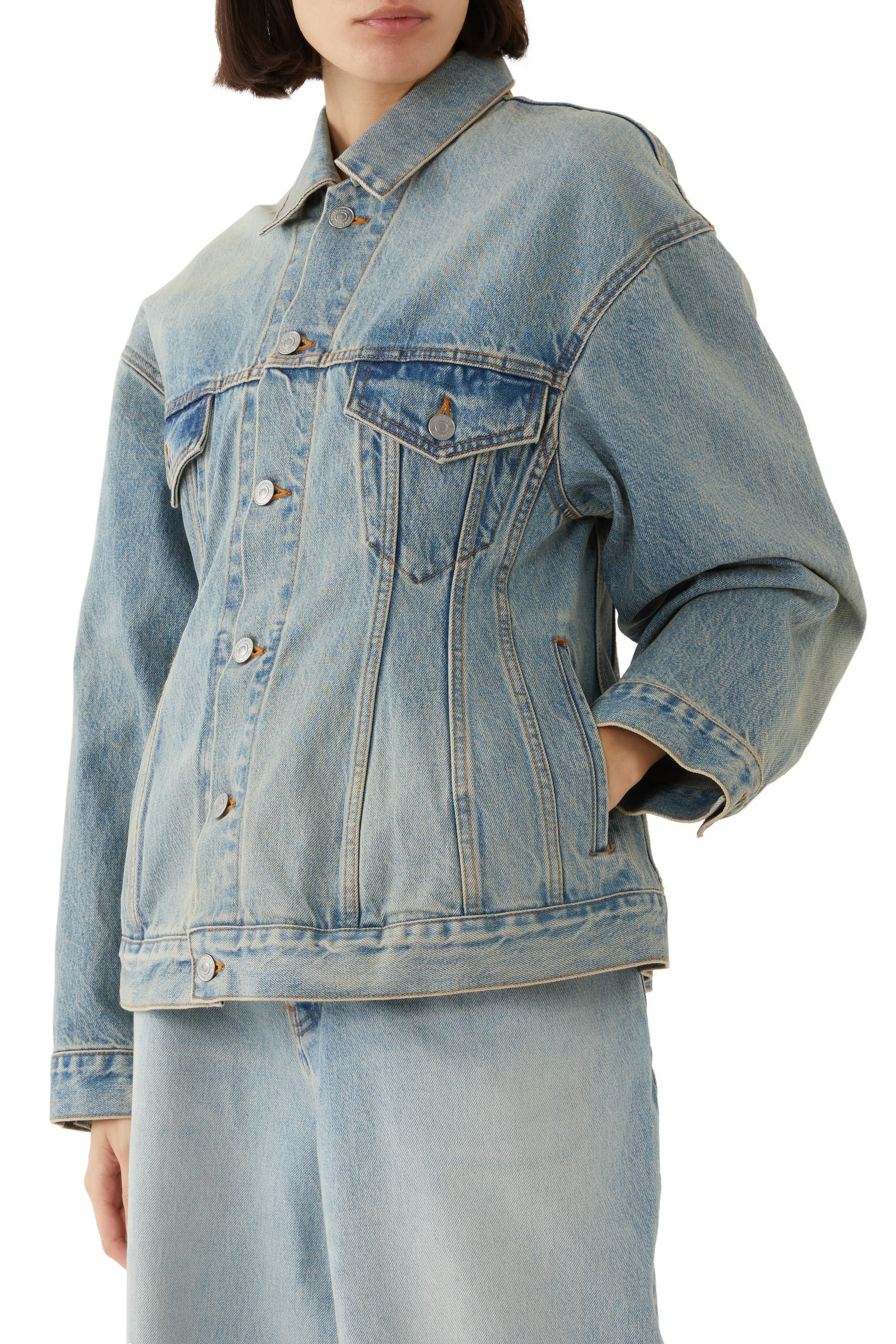 جاكيت بتصميم ساعة رميلة