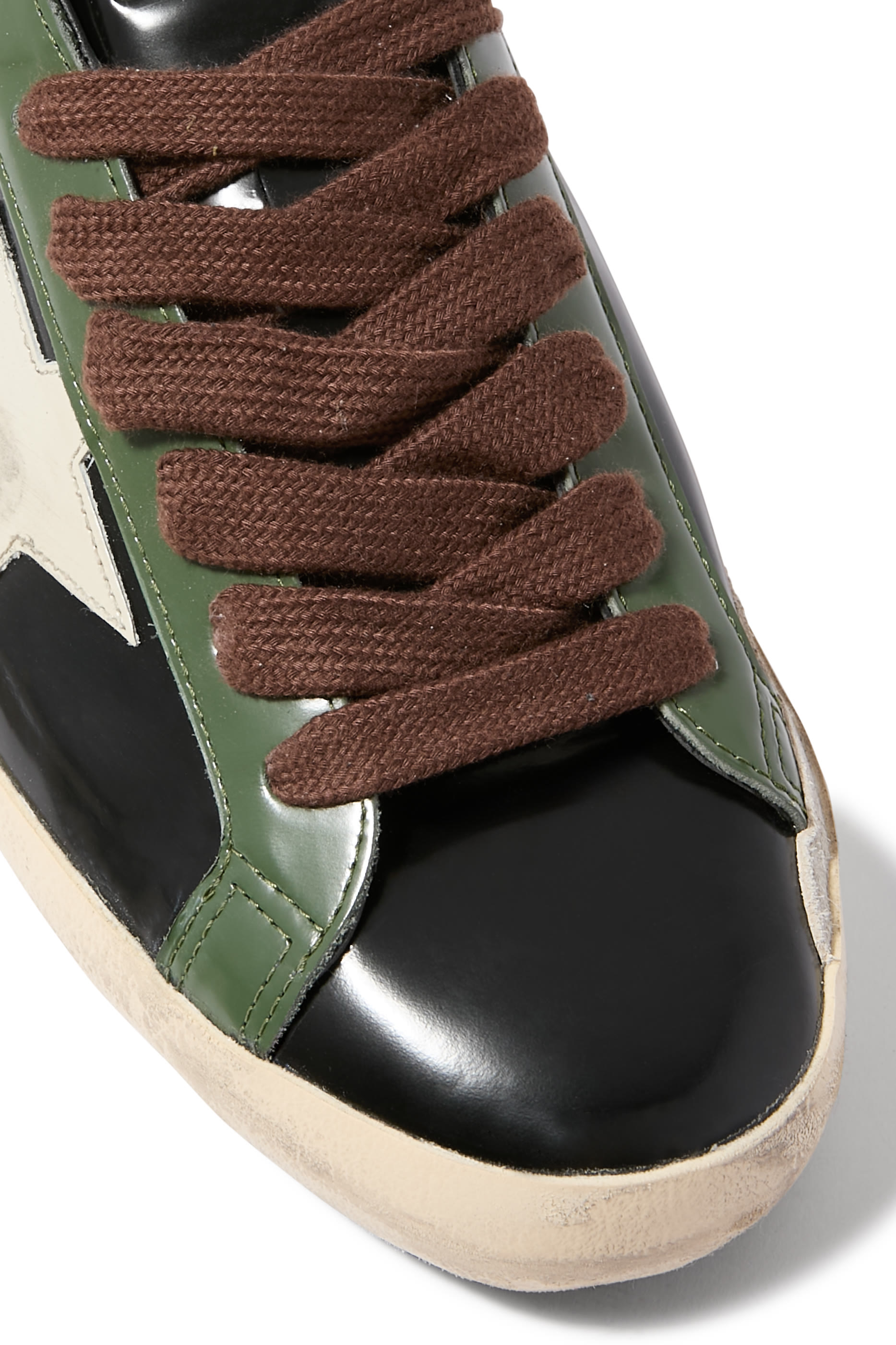 سنيكرز سوبر ستار ال تي دي