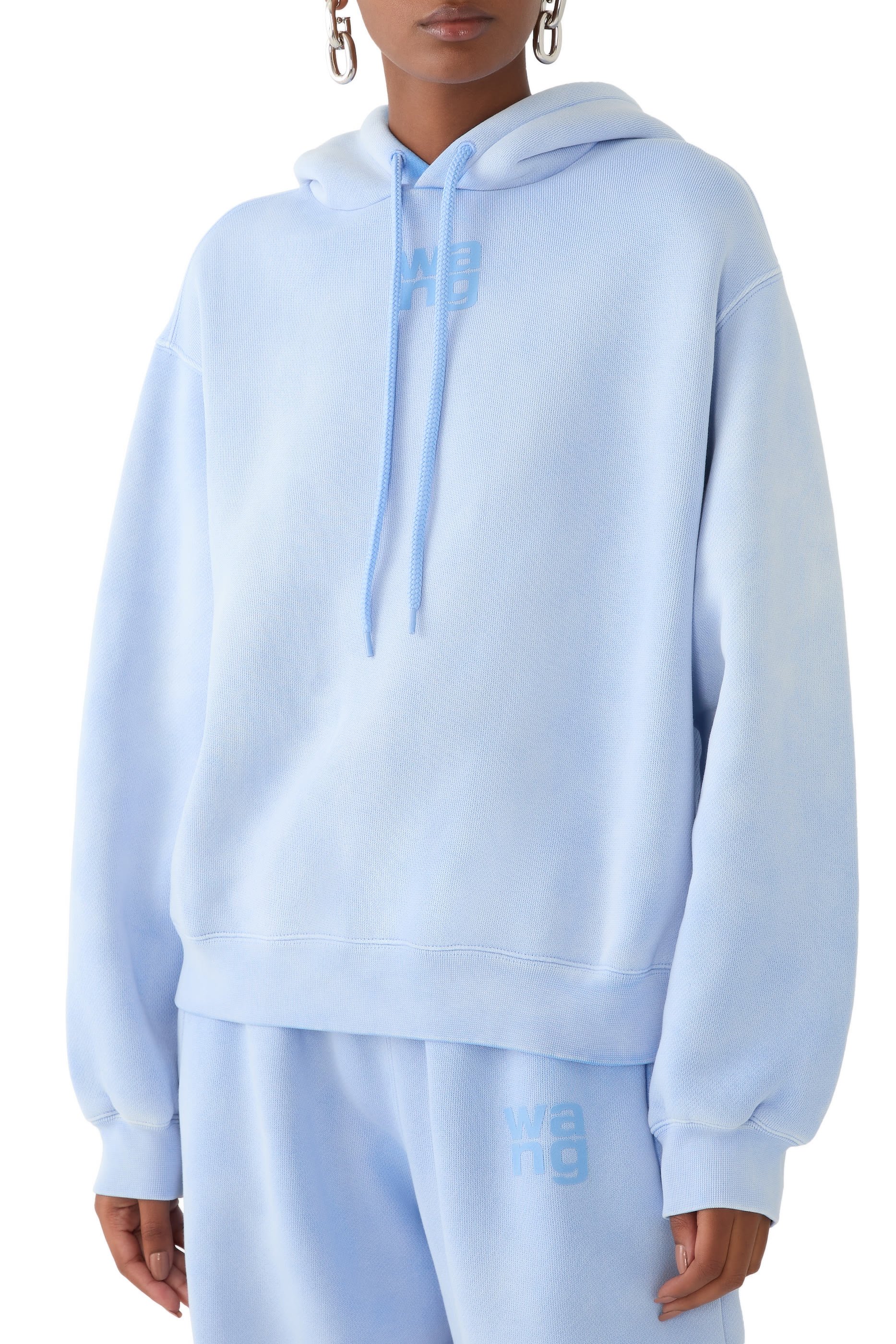 هودي بشعار الماركة بتصميم منفوخ