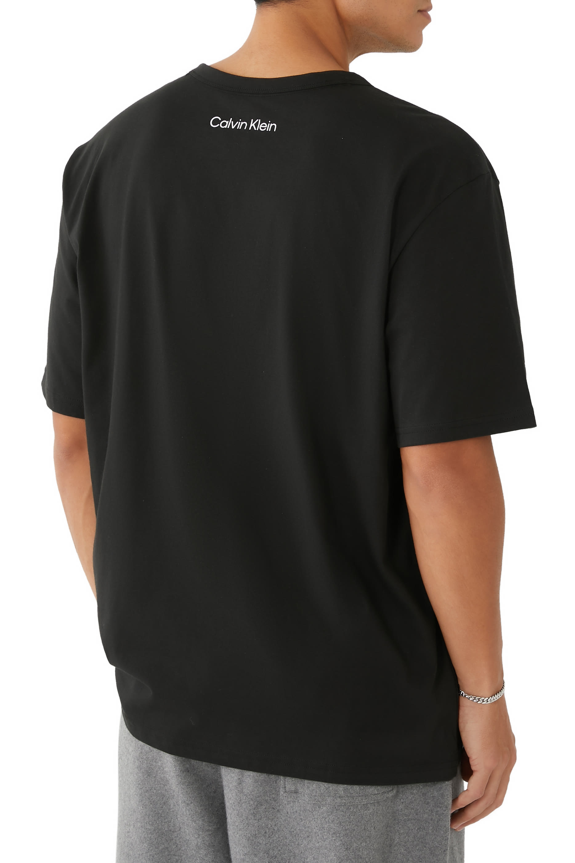 تيشيرت قطن بشعار الماركة