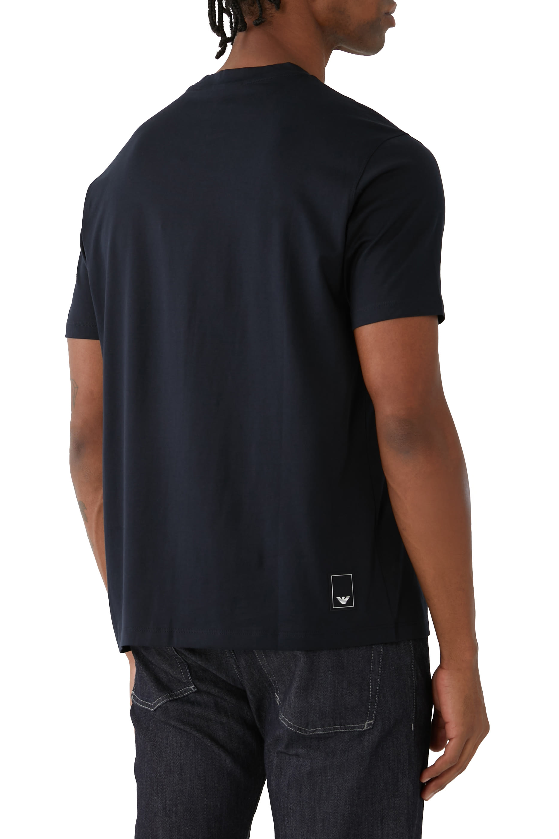 تيشيرت بنقشة شعار الماركة بحجم صغير