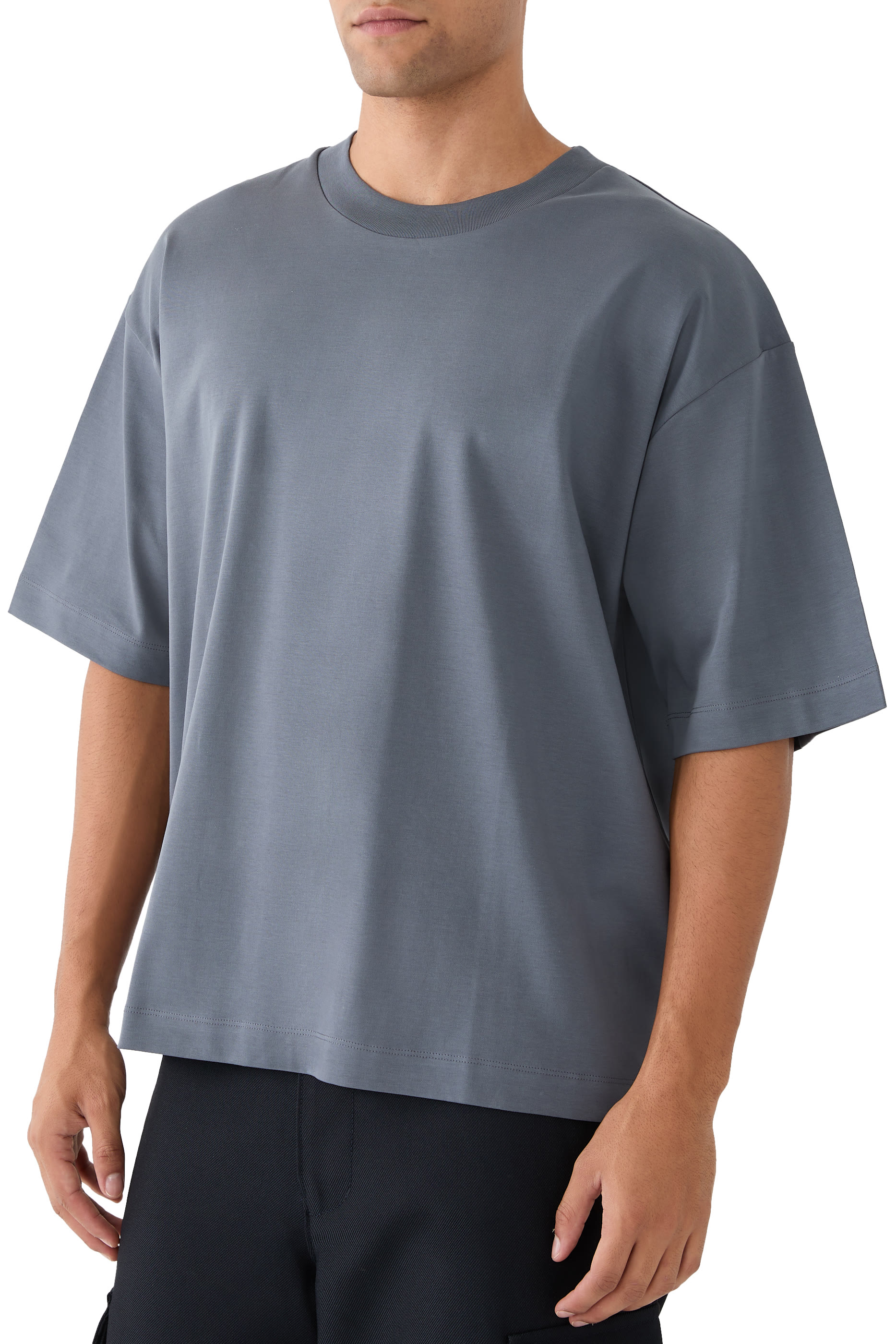 تيشيرت دي ان ايه فضفاض