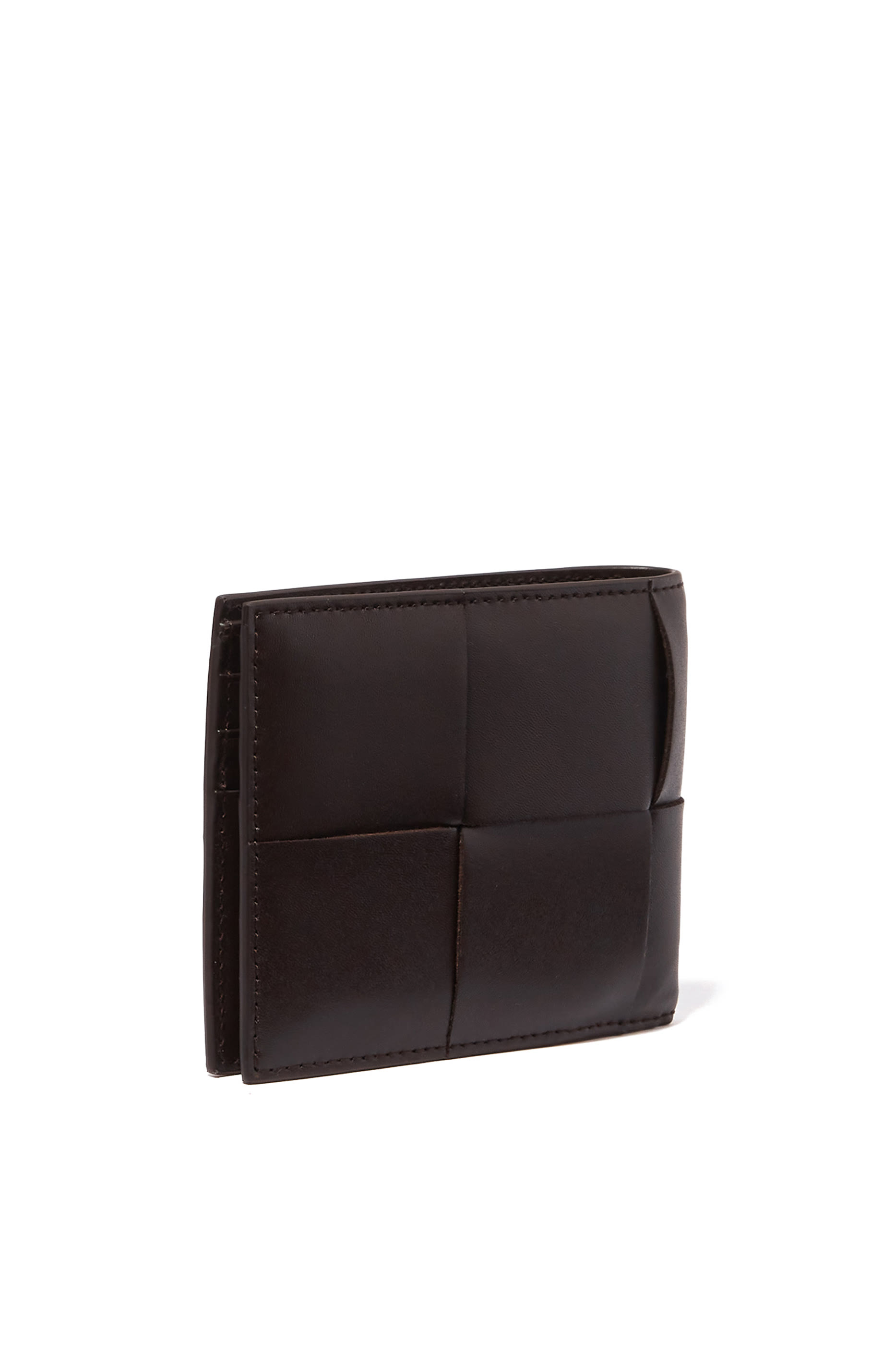 محفظة ثنائية الطي بتصميم مجدول