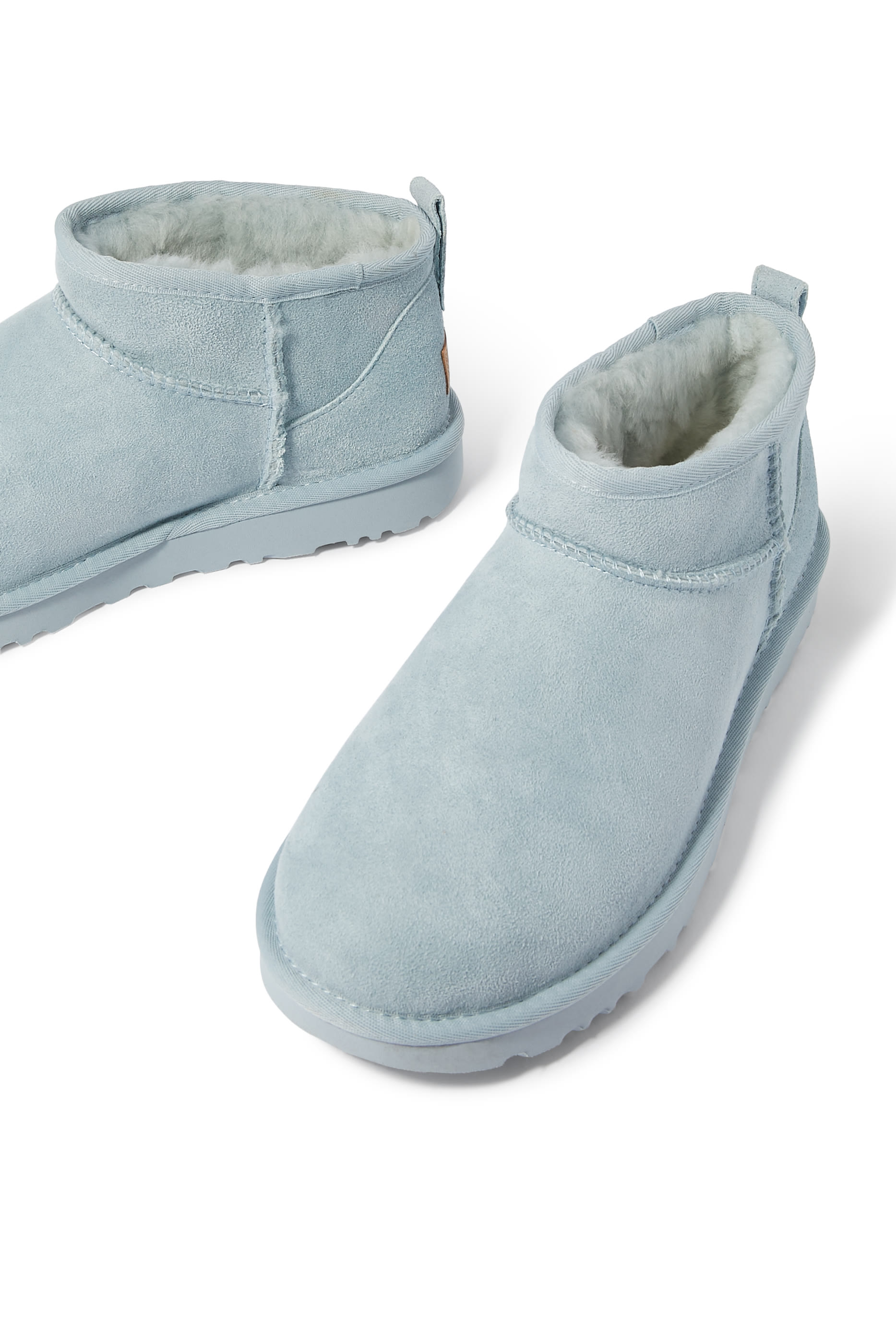 حذاء بوت كلاسيك ميني أولترا