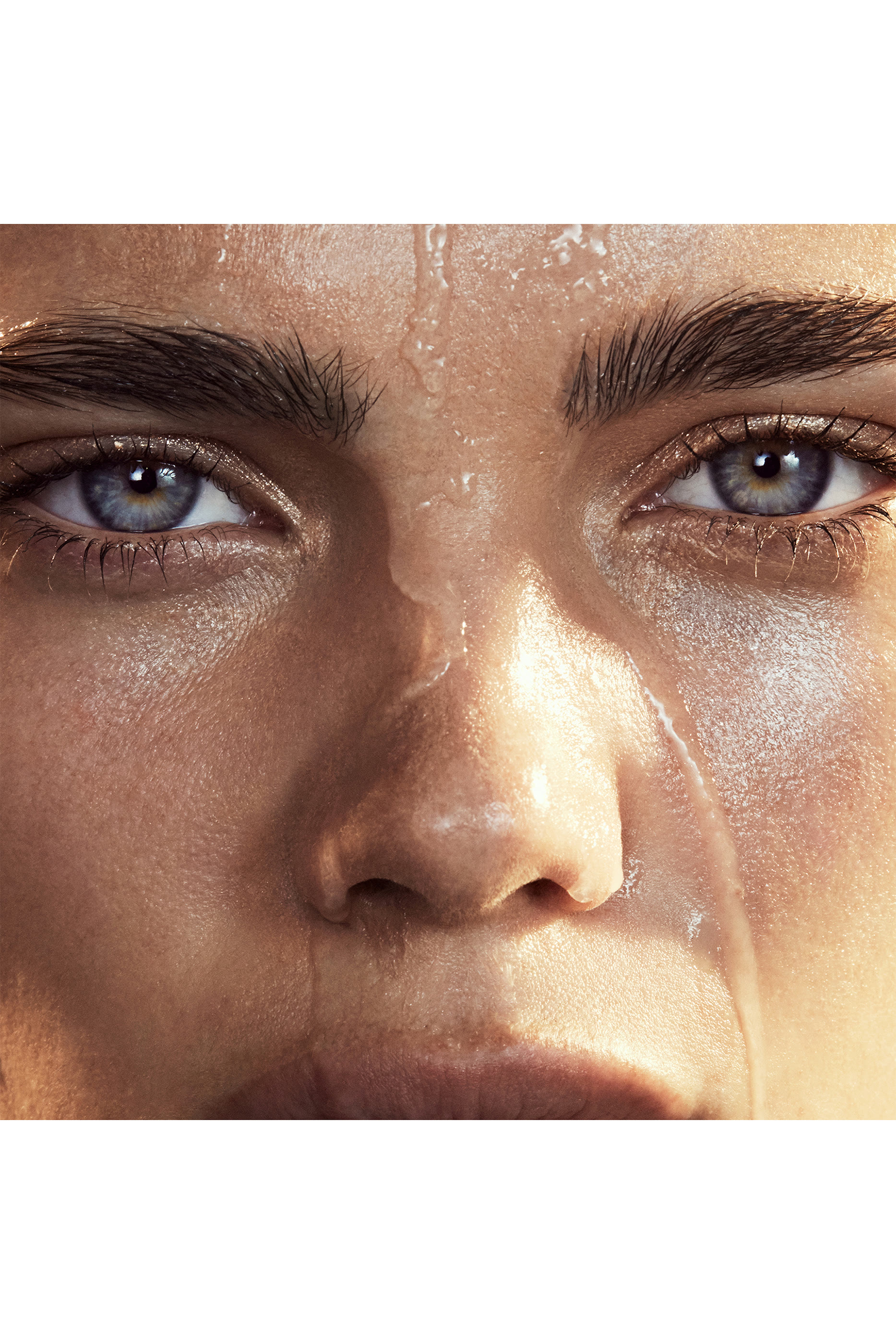 قناع وغسول كلينز اند كلاريفاي بمفعول مزدوج وأحماض ألفا هيدروكسي