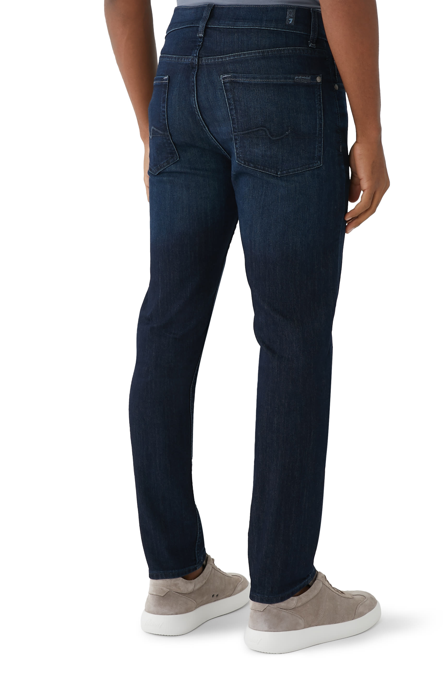 بنطال بيرينيال بقصة ضيقة