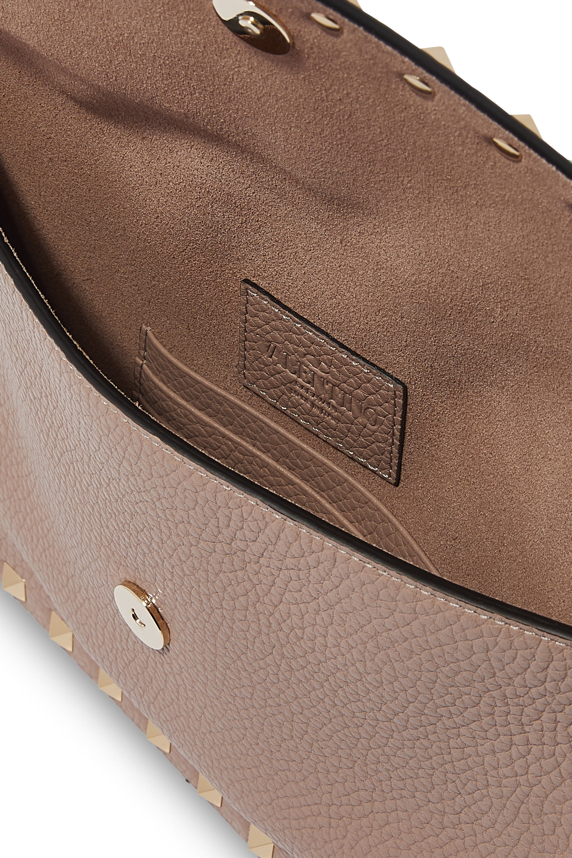 محفظة صغيرة بحلى هرمية