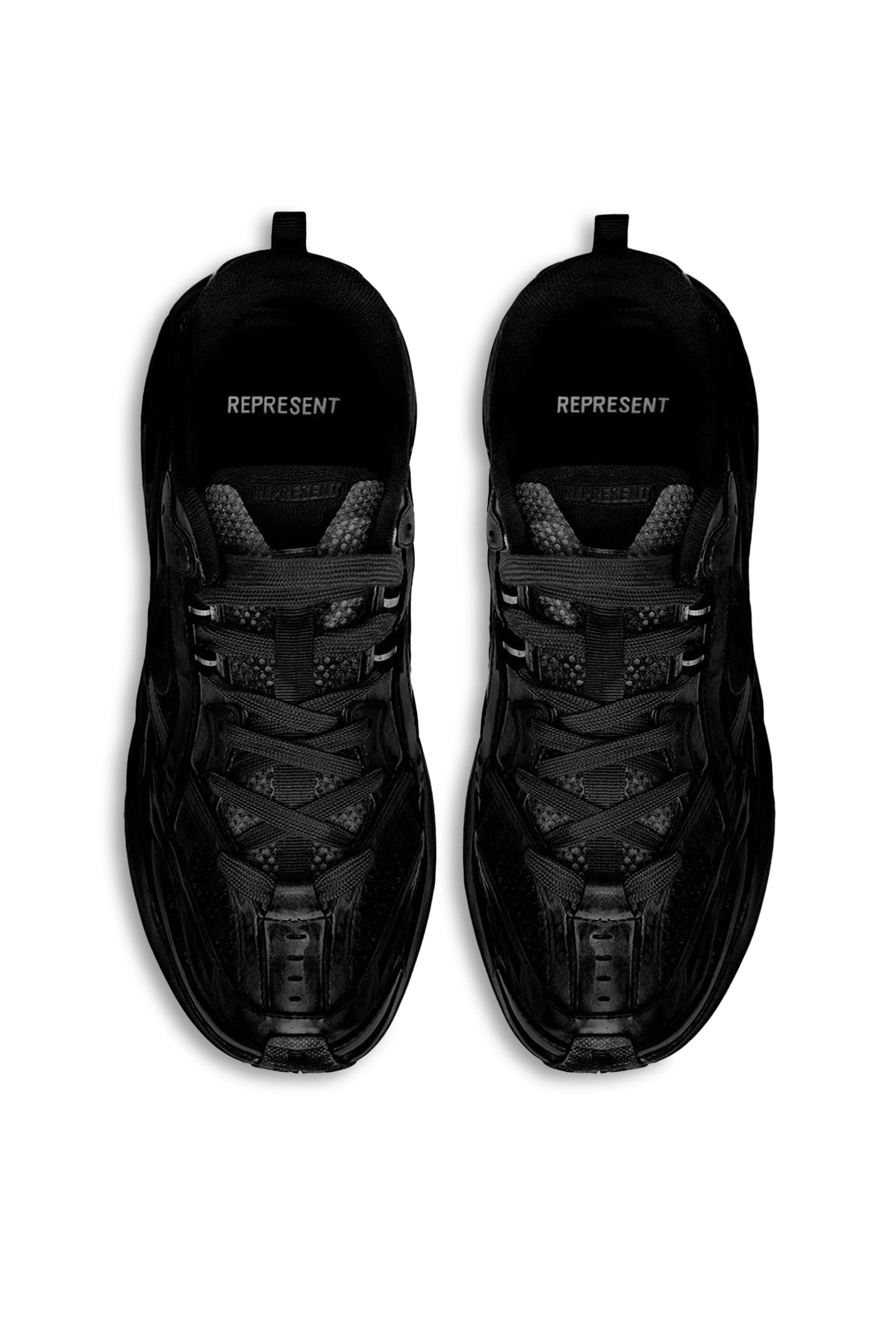 سنيكرز ستورم رانر