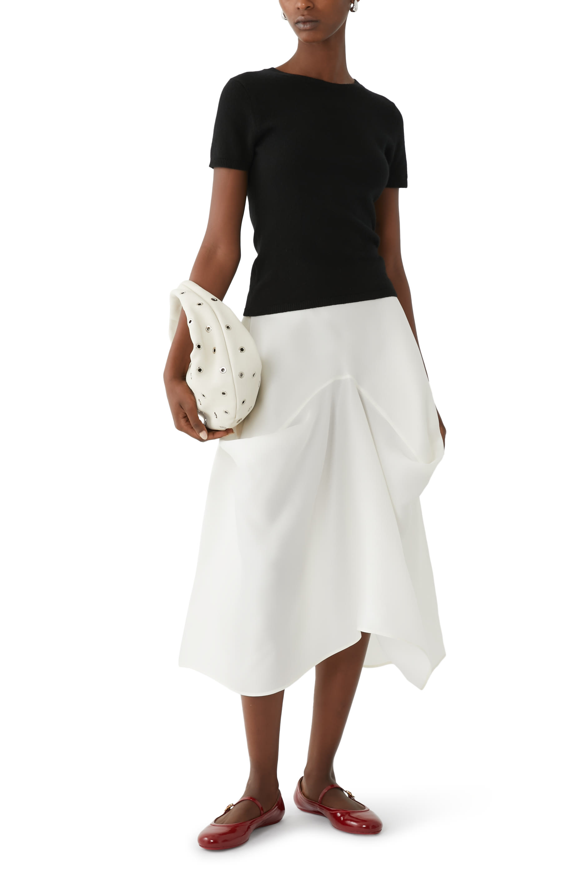 تنورة سوير متوسطة الطول