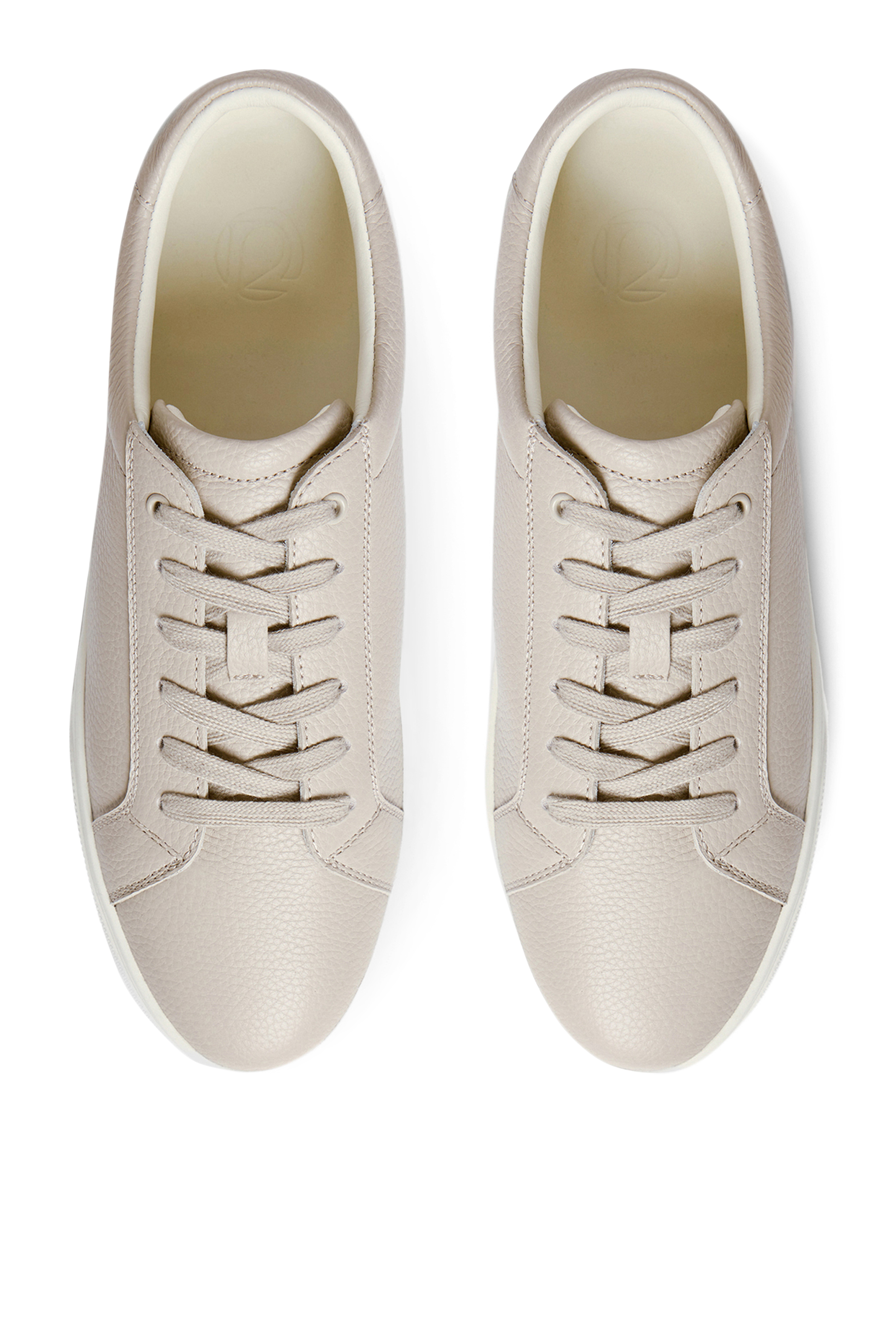 سنيكرز بكاحل منخفض جلد