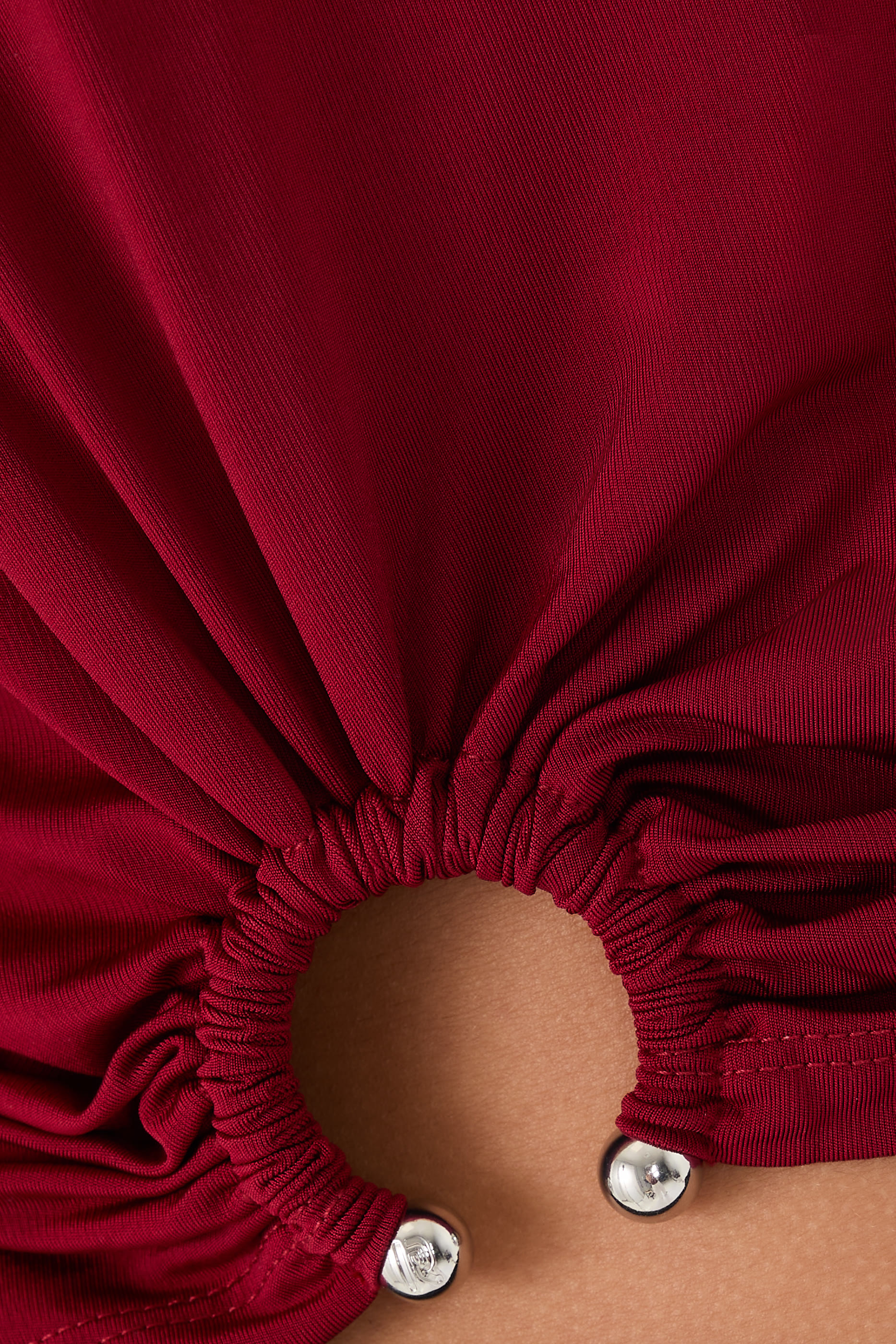 تيشيرت بحلقة