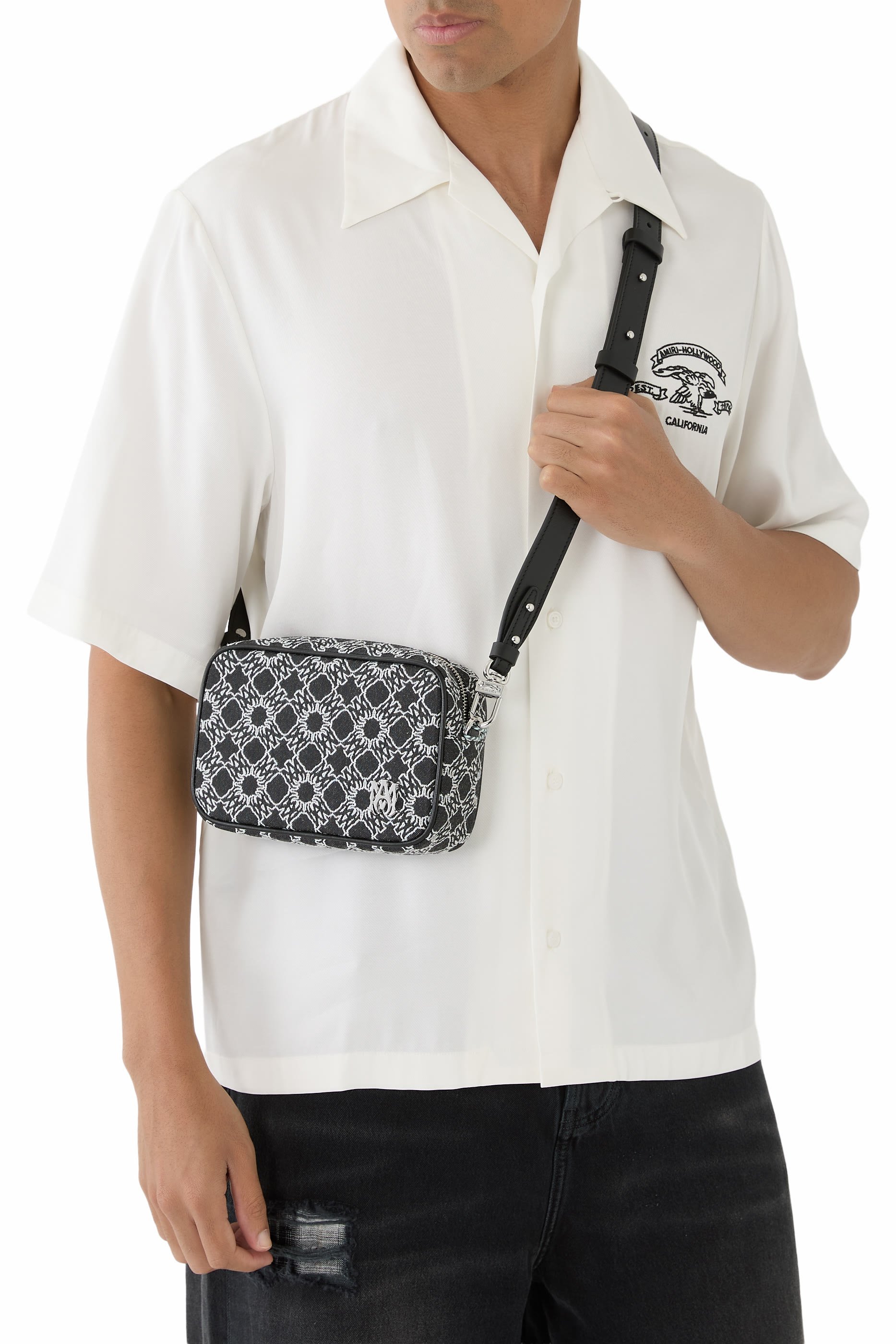 حافظة كاميرا بشعار الماركة