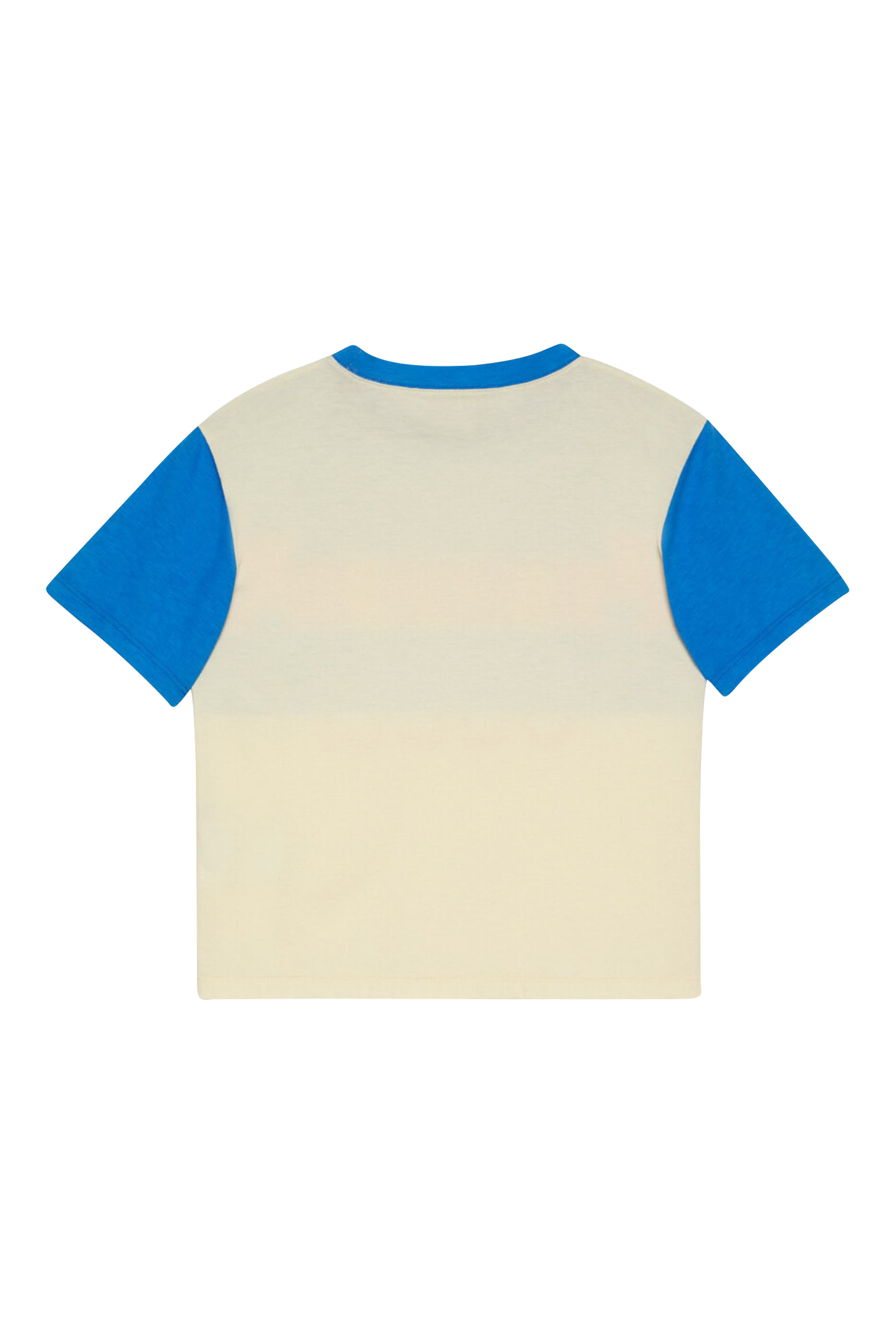 تيشيرت مقسم لألوان بشعار الماركة