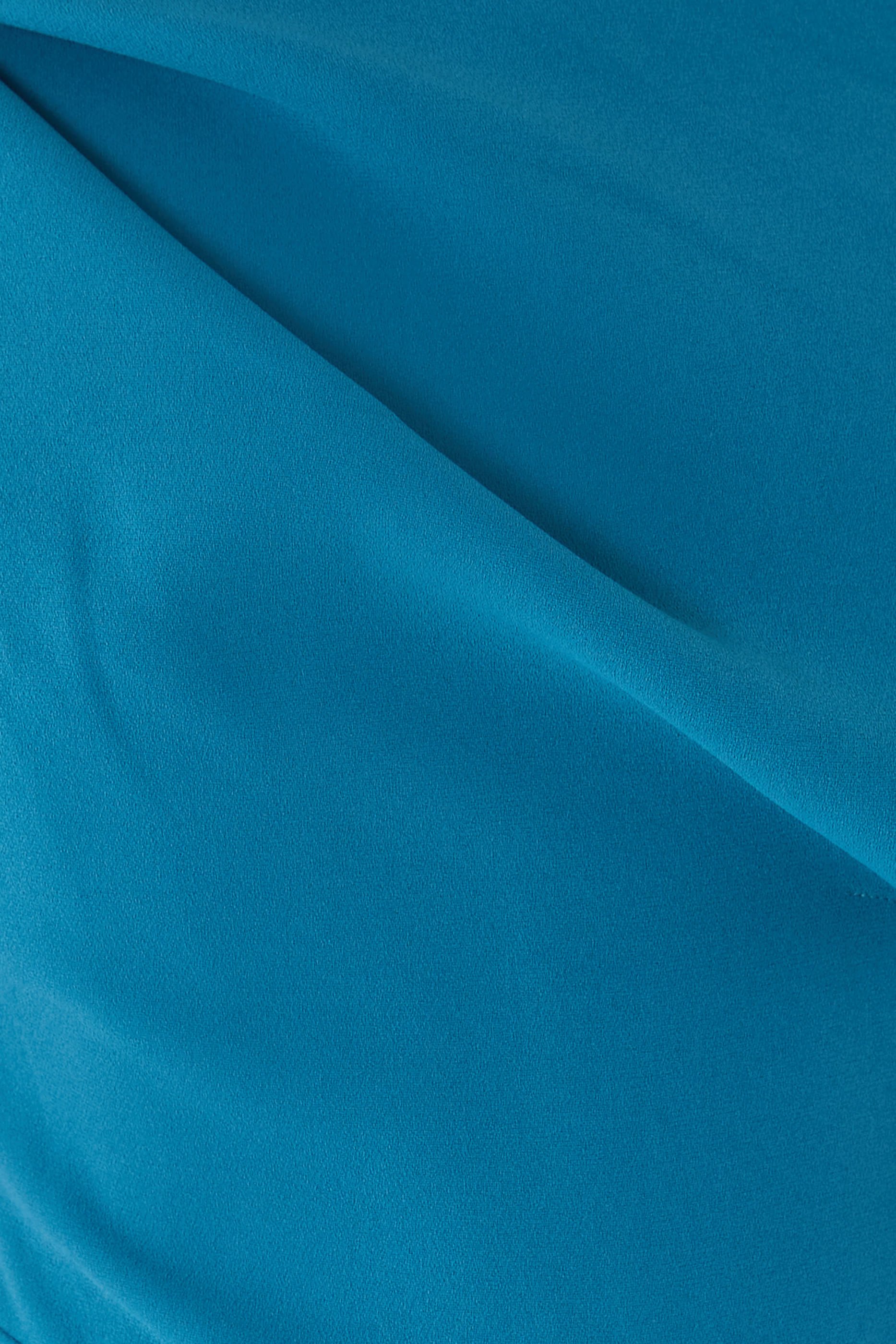 فستان نورمانهيل متوسط ​​الطول