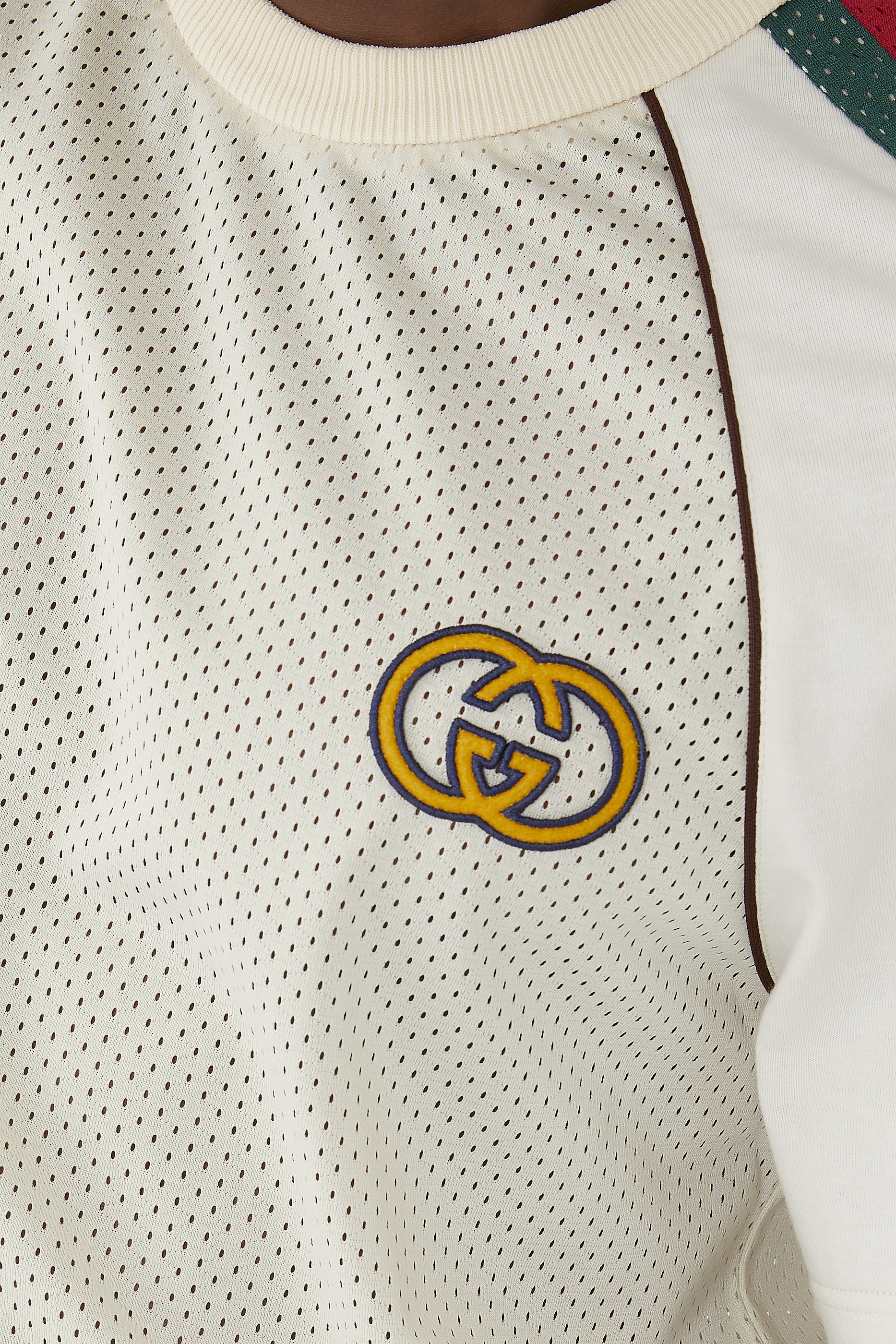 تيشيرت بشريط ويب