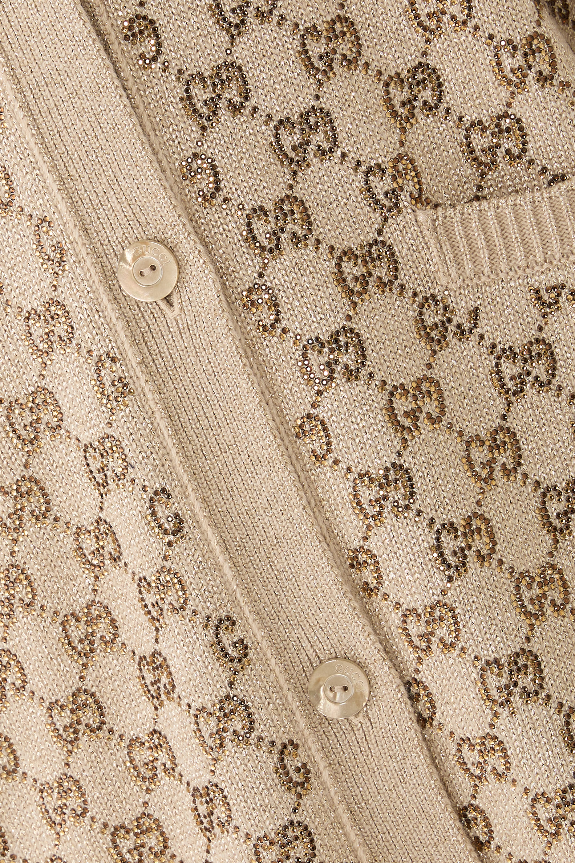 كارديجان بياقة V