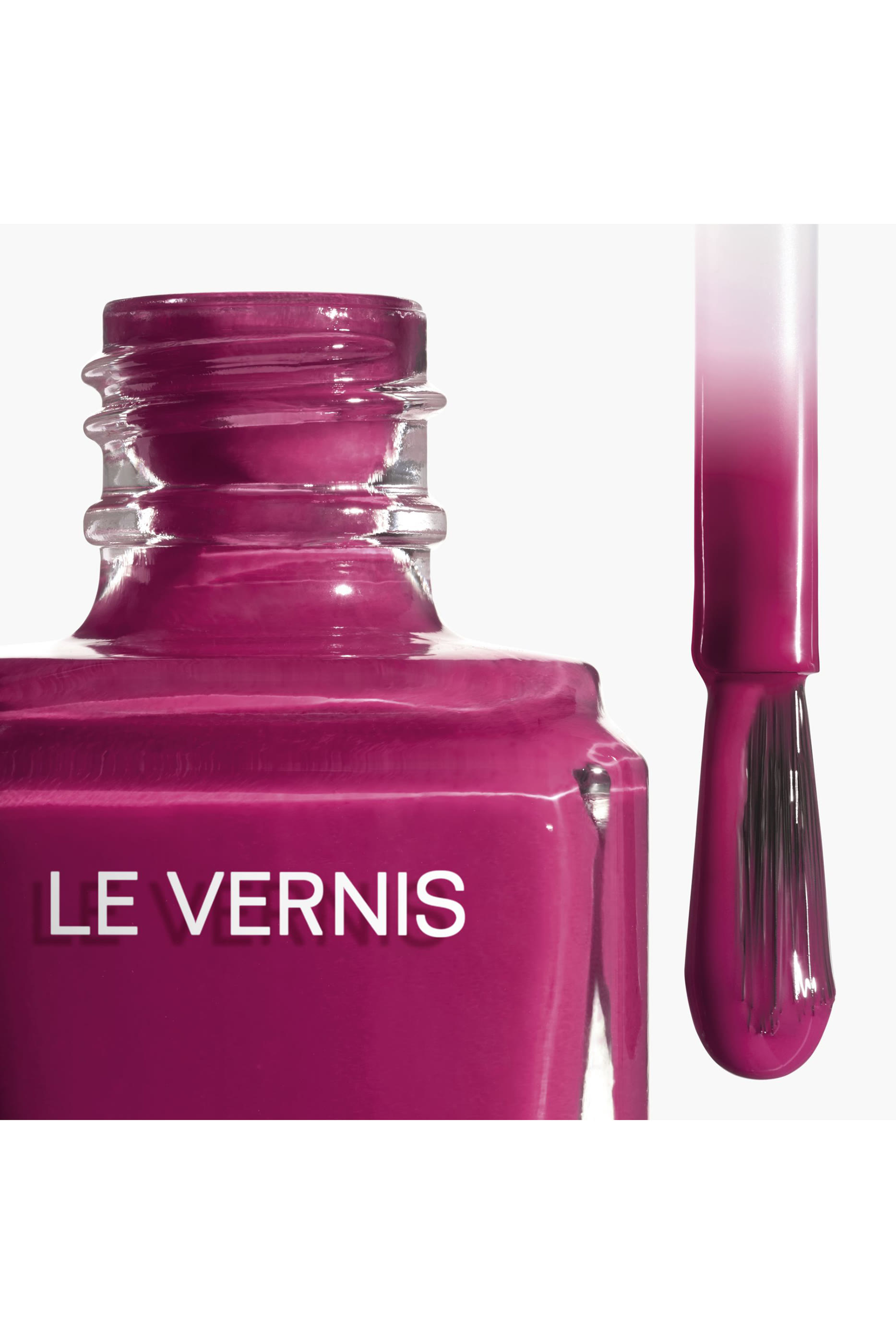طلاء أظافر Chanel LE VERNIS
