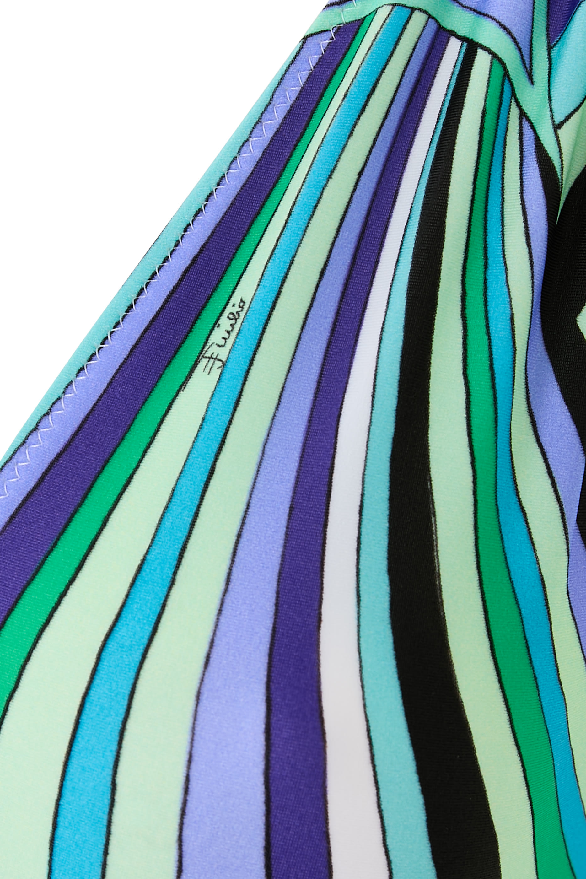 بدلة سباحة بتصميم قطعة واحدة بطبعات