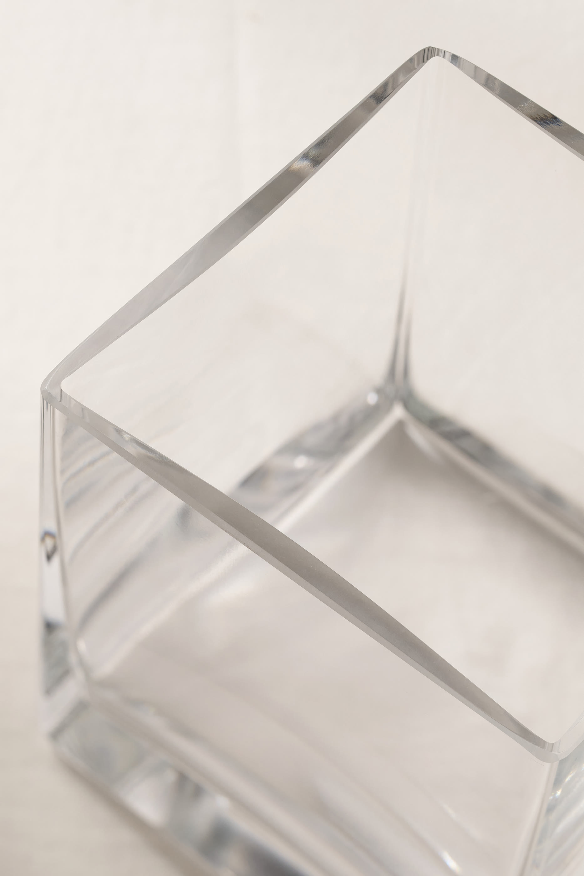 مزهرية ألدبي