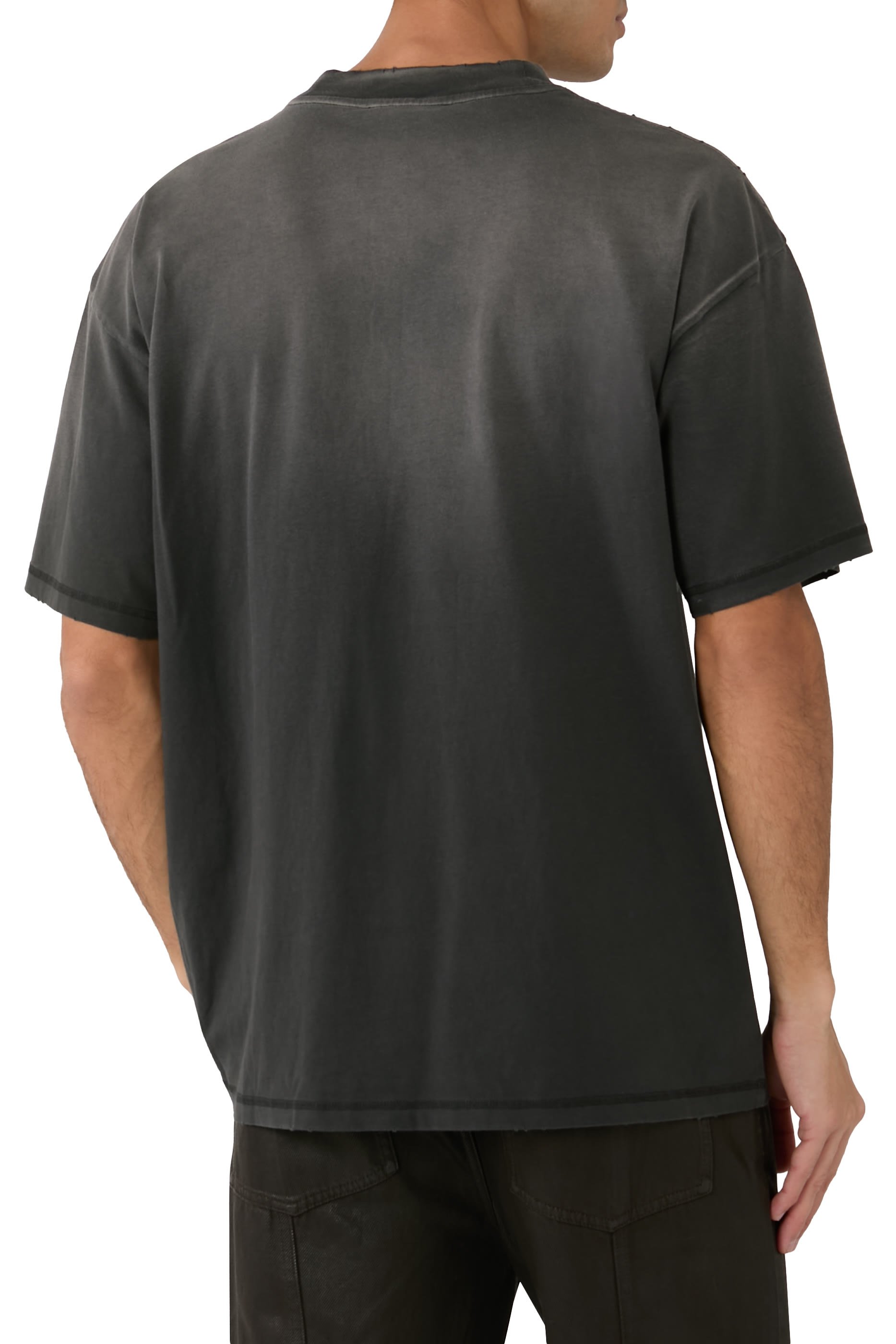 تيشيرت مطرز