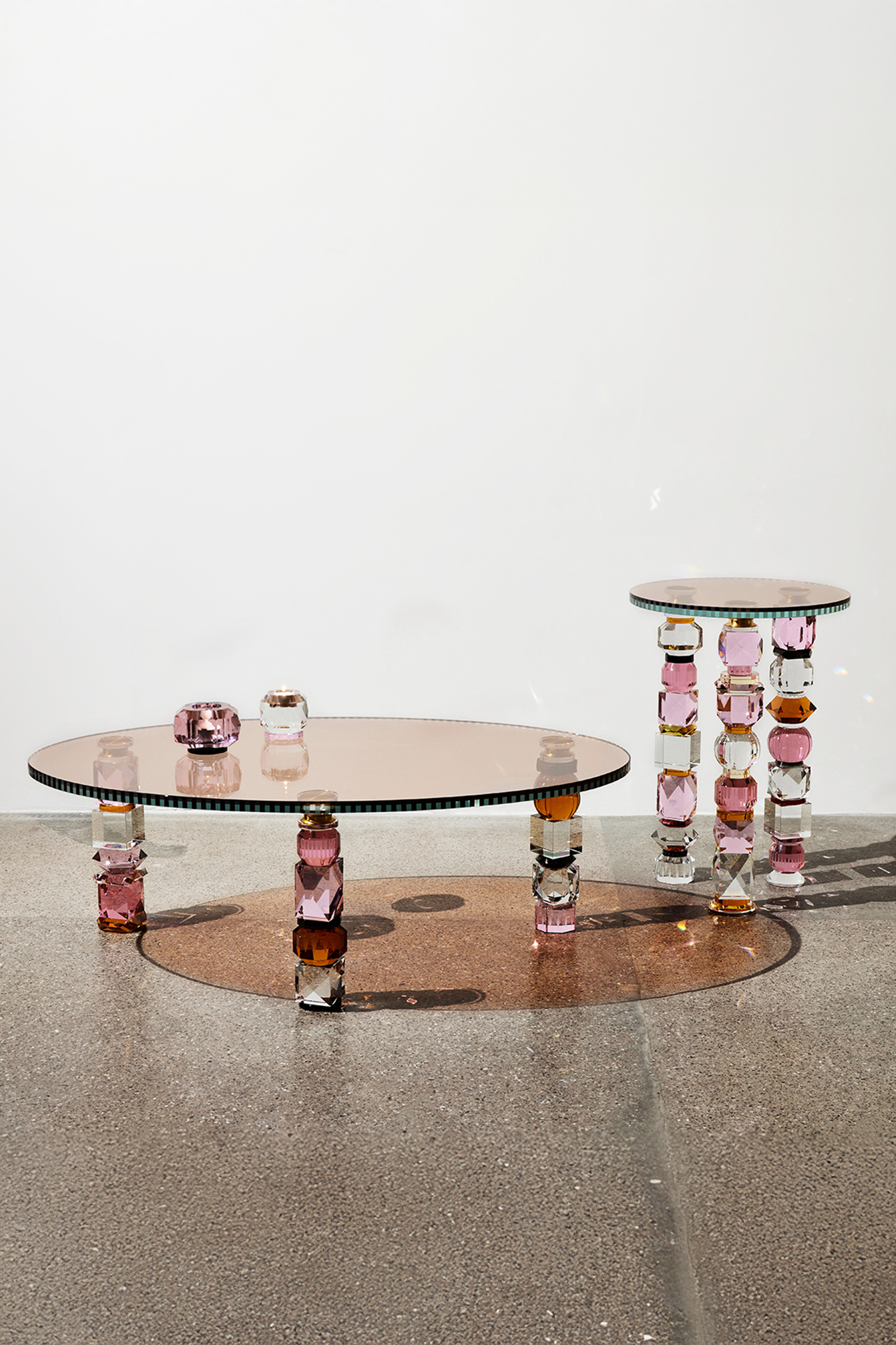 طاولة جانبية أزاليا