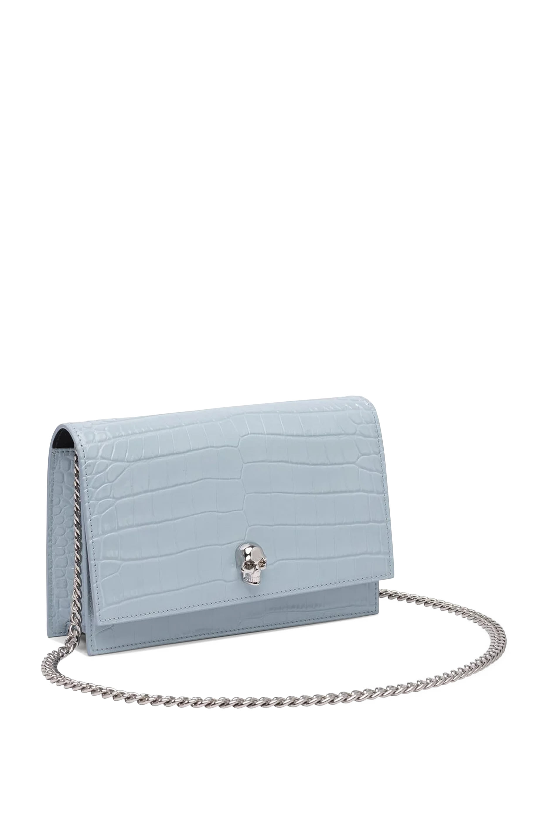 حقيبة صغيرة بحلية جمجمة