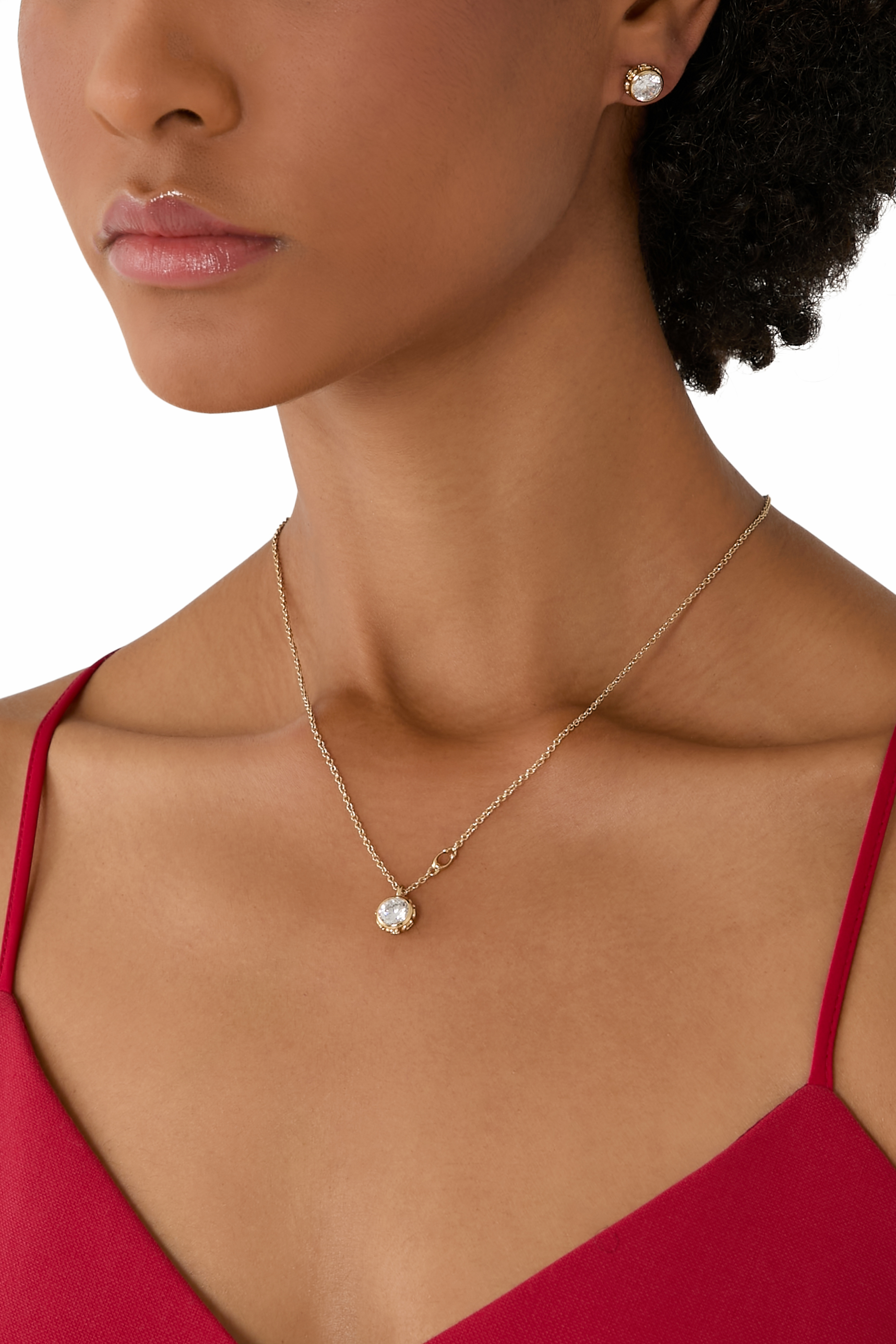 طقم قلادة وأقراط بأحجار