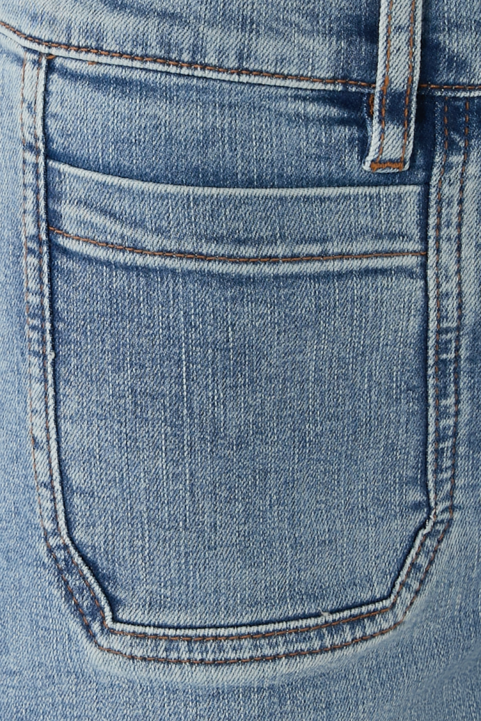 بنطال جينز بالازو مودرنيست بقصة ضيقة