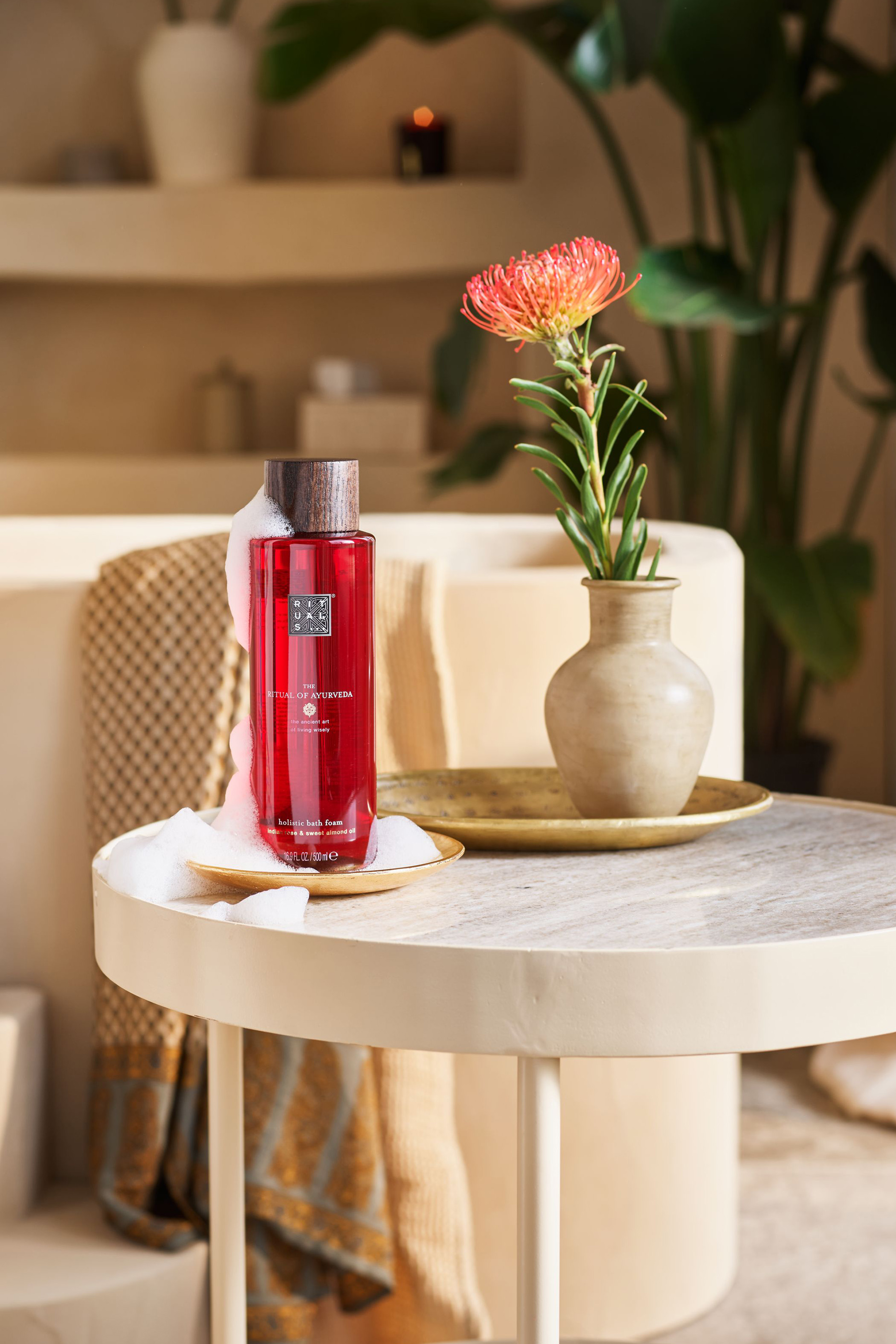 رغوة استحمام ذا رينوال اوف ايورفيدا، 500 ملل