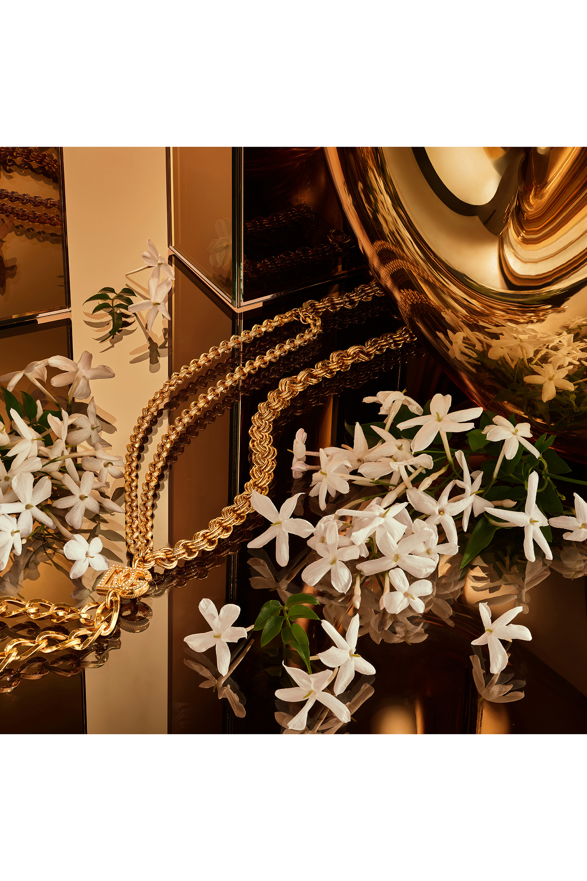 أو دو بارفان مركز ذا وان جولد