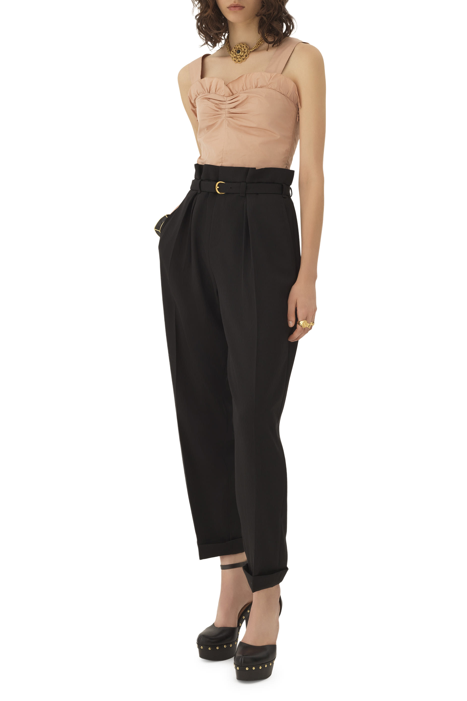 بنطال بخصر مرتفع وقصة ساق واسعة 