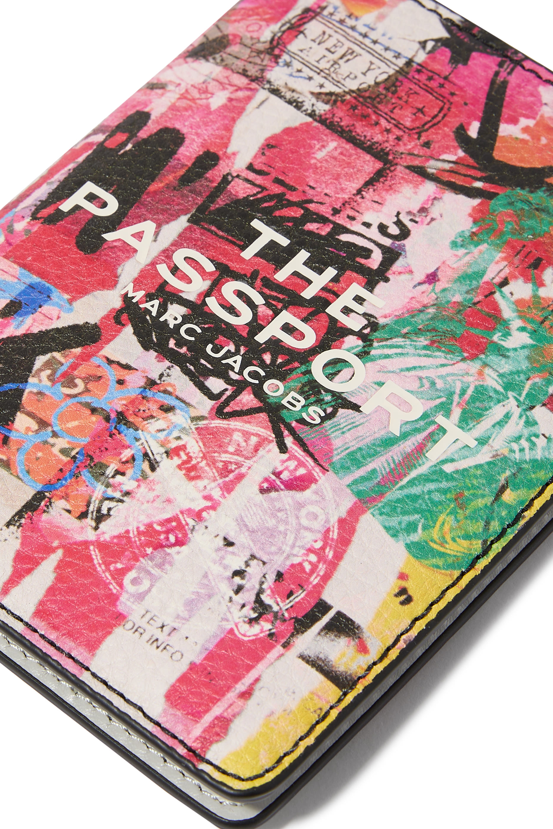 حافظة جواز سفر بنقشة بتصميم جرافيتي جلد