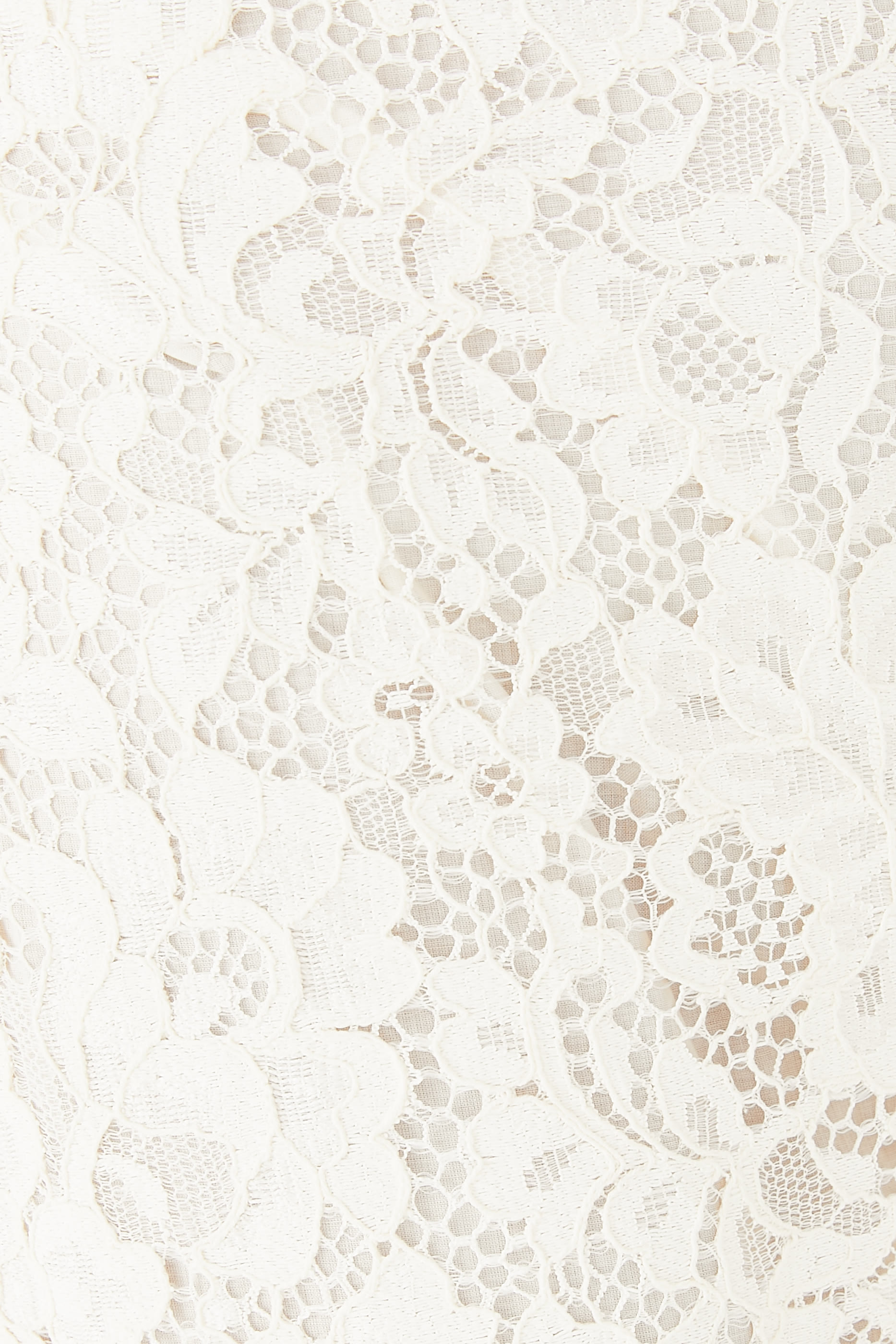 بنطال ماتش ميكر دانتيل