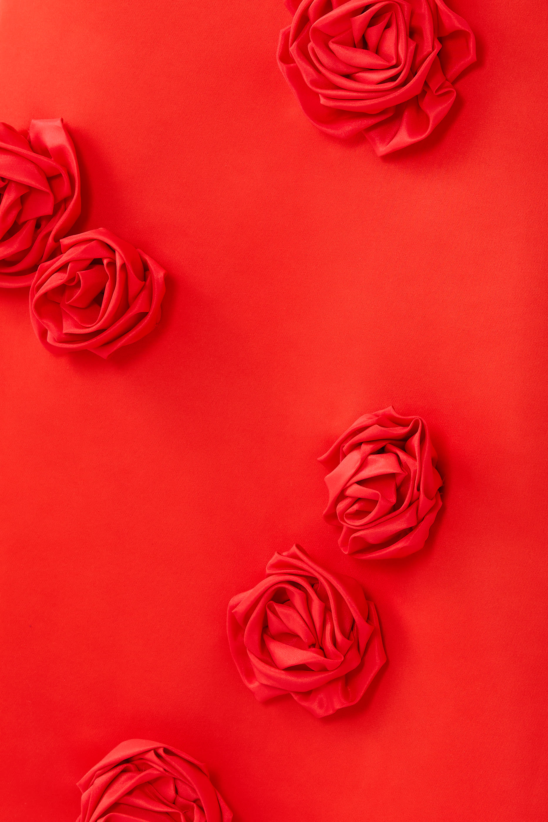 فستان كليو متوسط الطول بلا أكمام