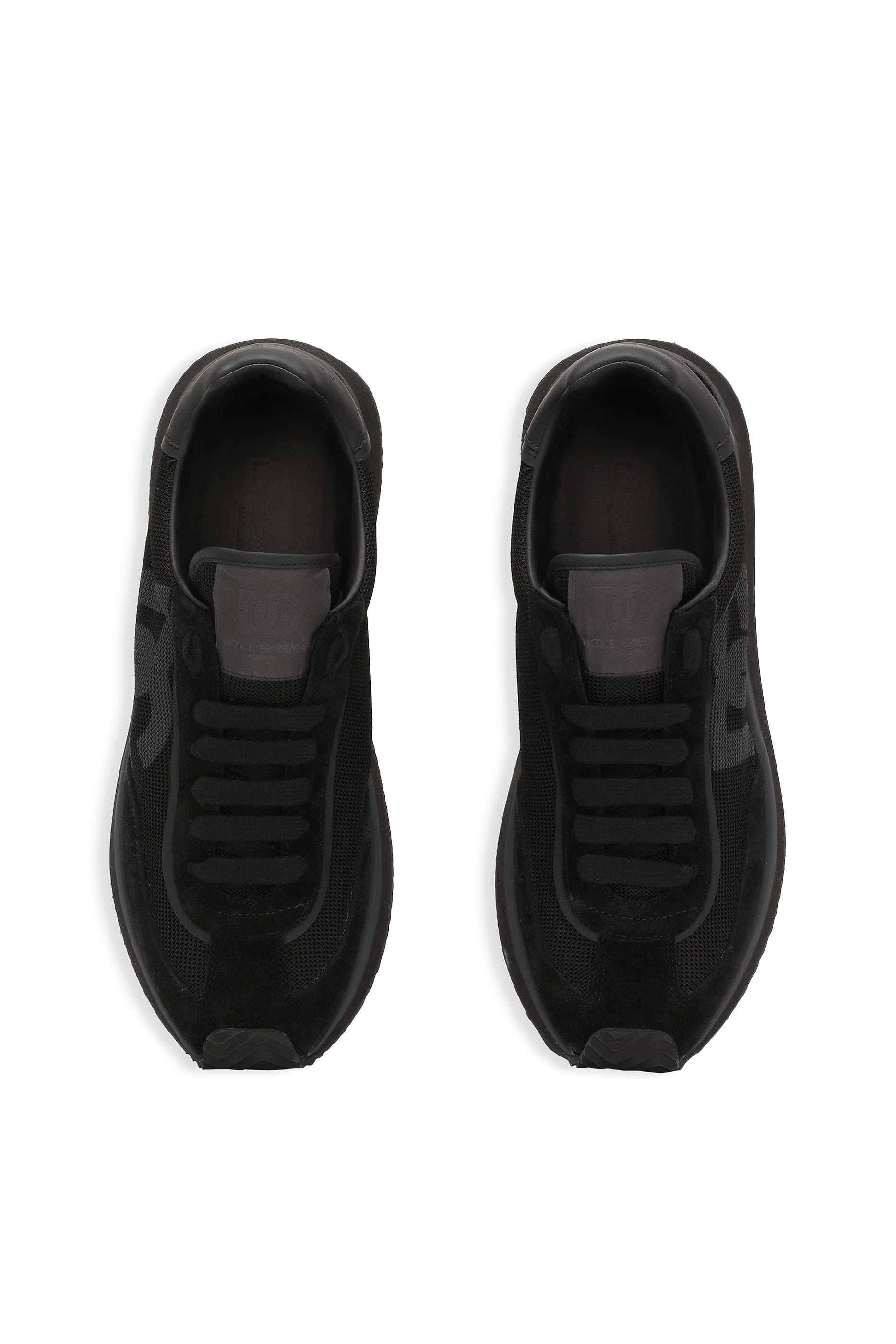 سنيكرز كوشن بشعار الماركة