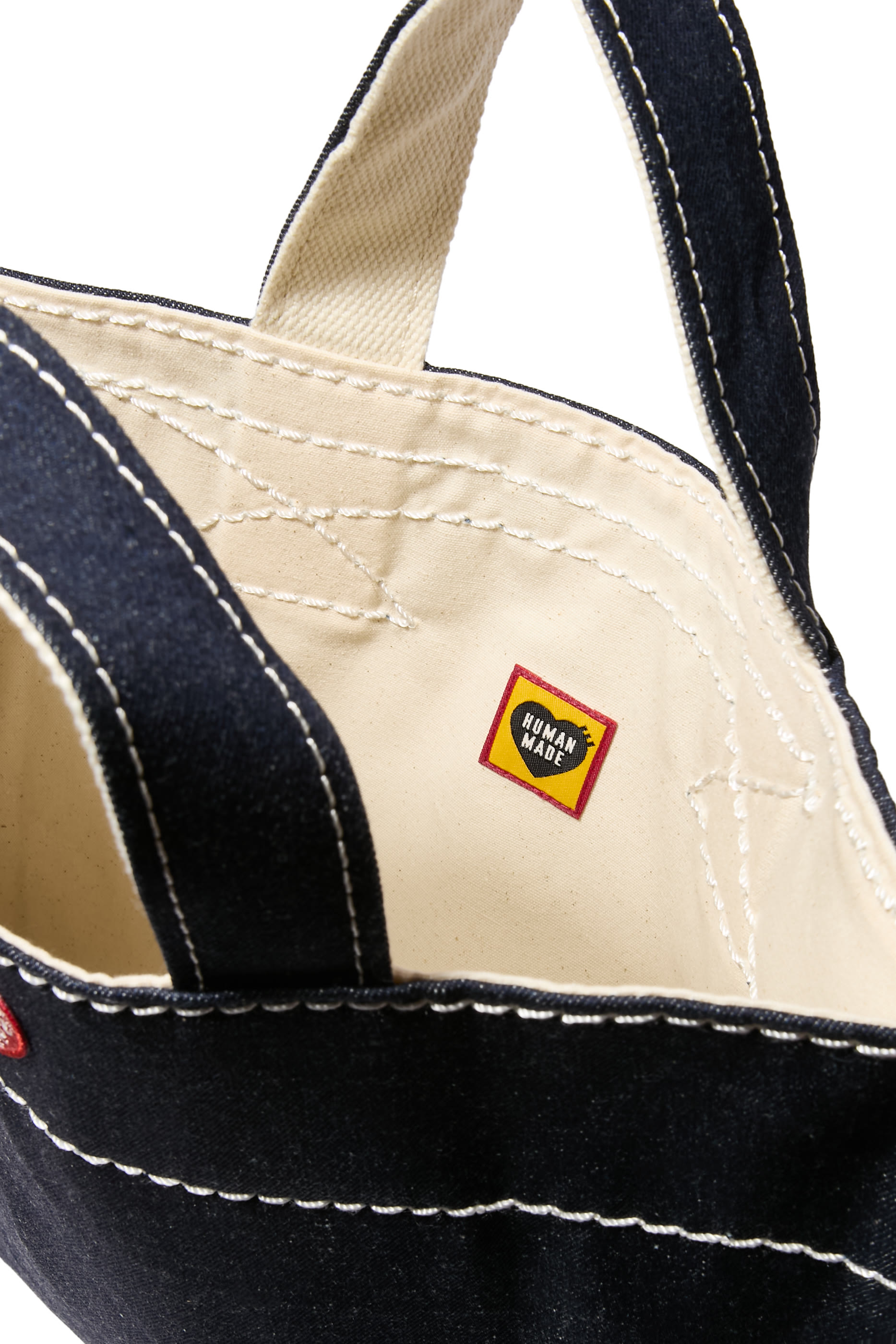 حقيبة يد دينم بشعار الماركة 