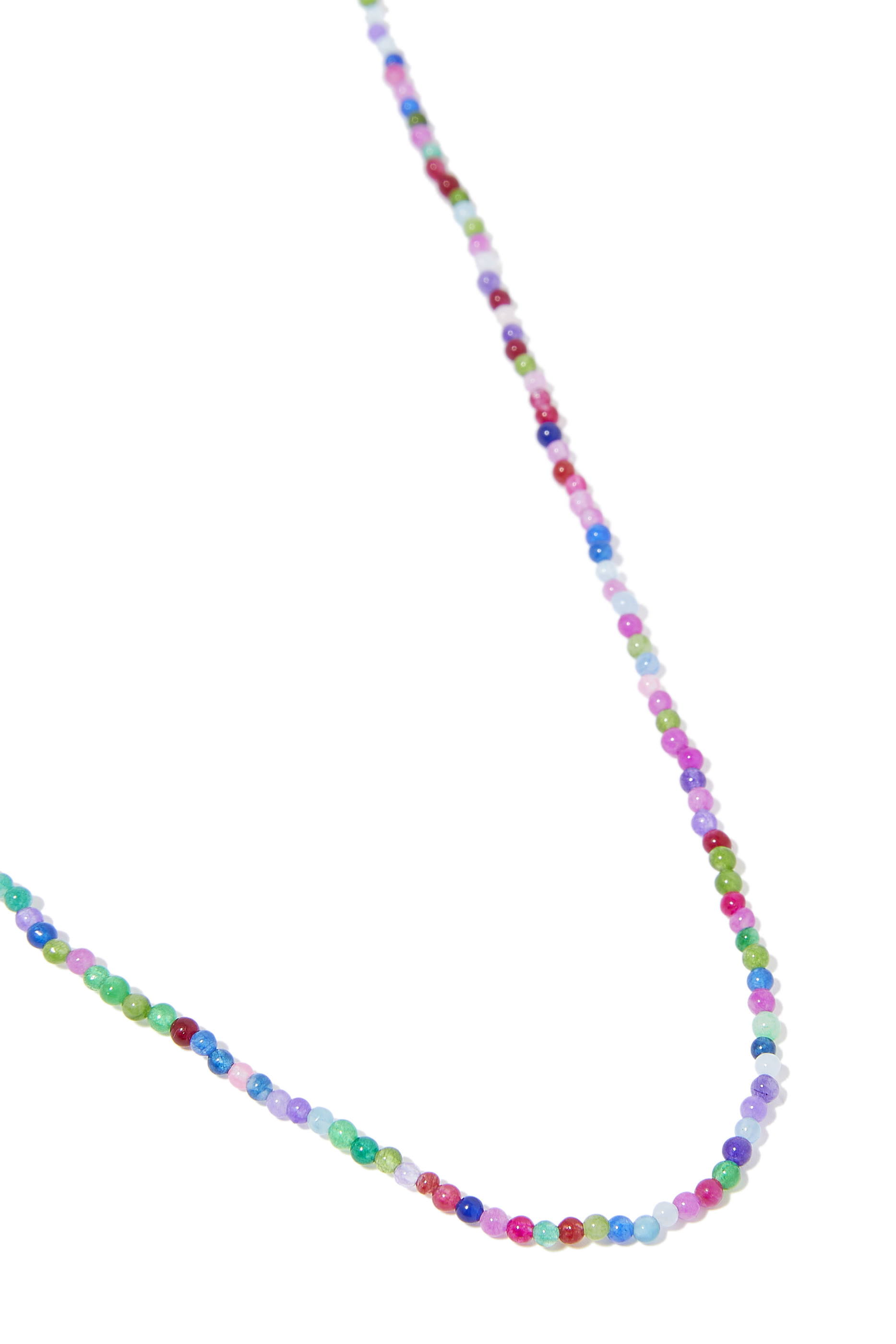 قلادة مزينة بأحجار كريمة صغيرة