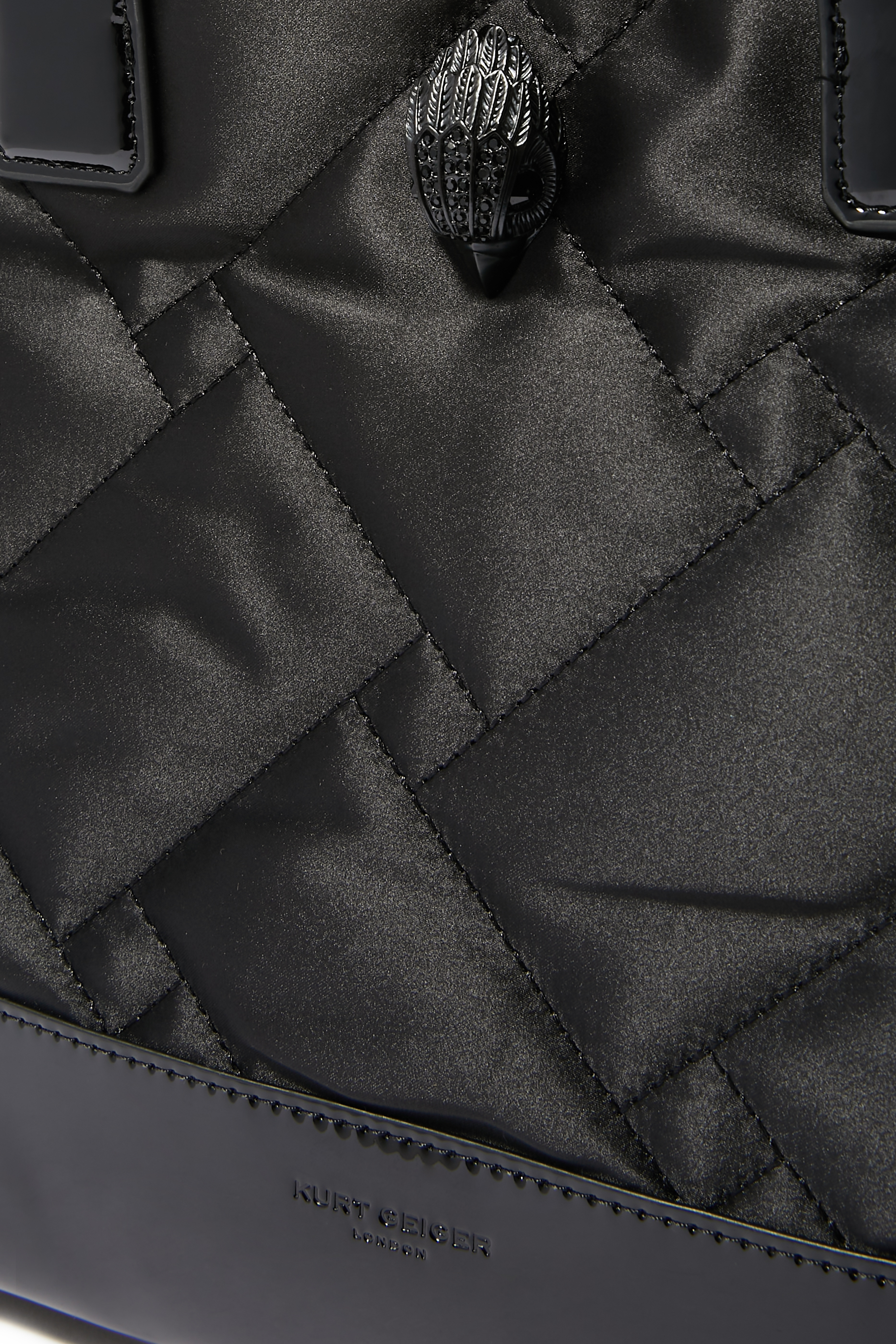 حقيبة يد مربعة صغيرة نايلون معاد تدويره