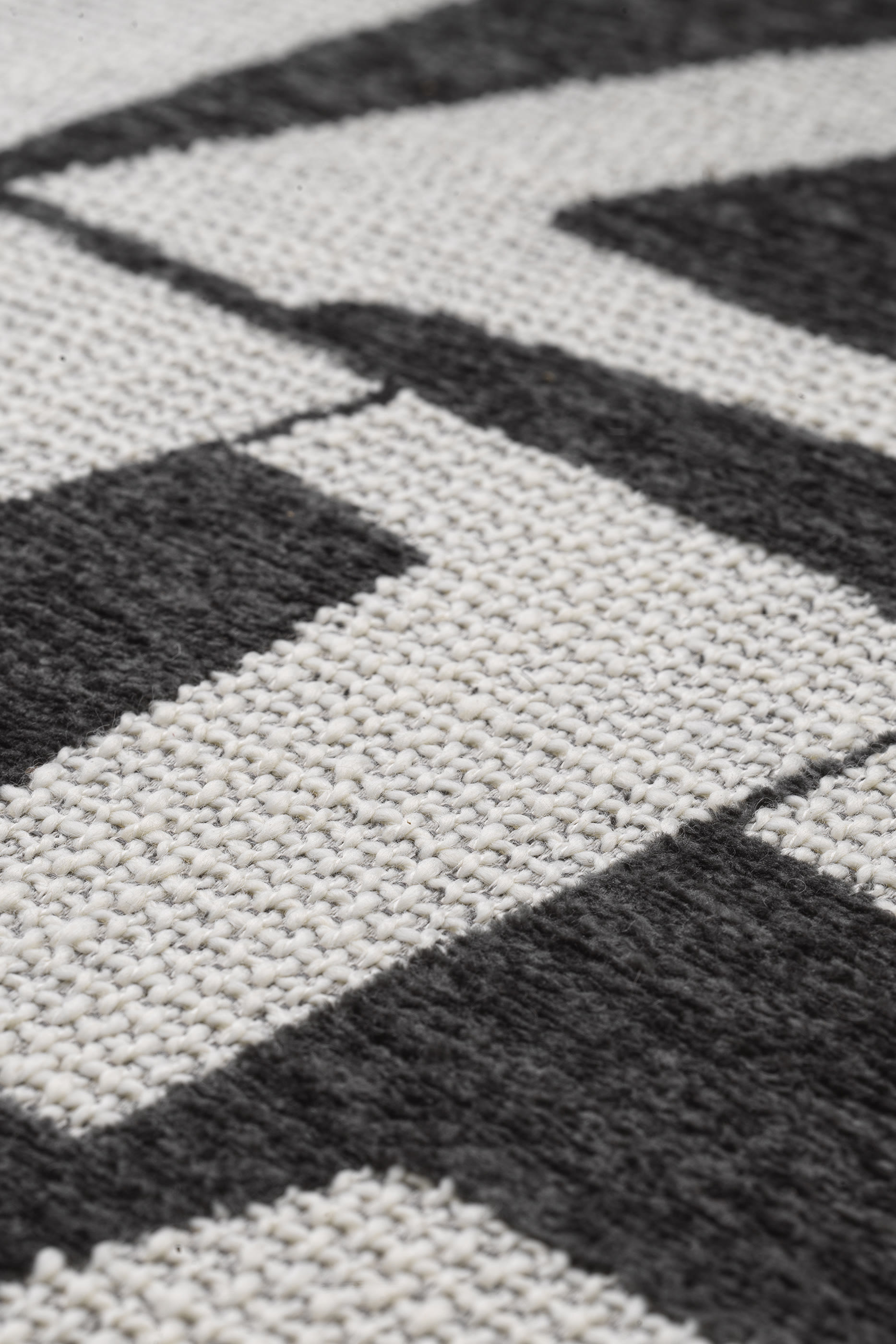 كرسي طعام كالب