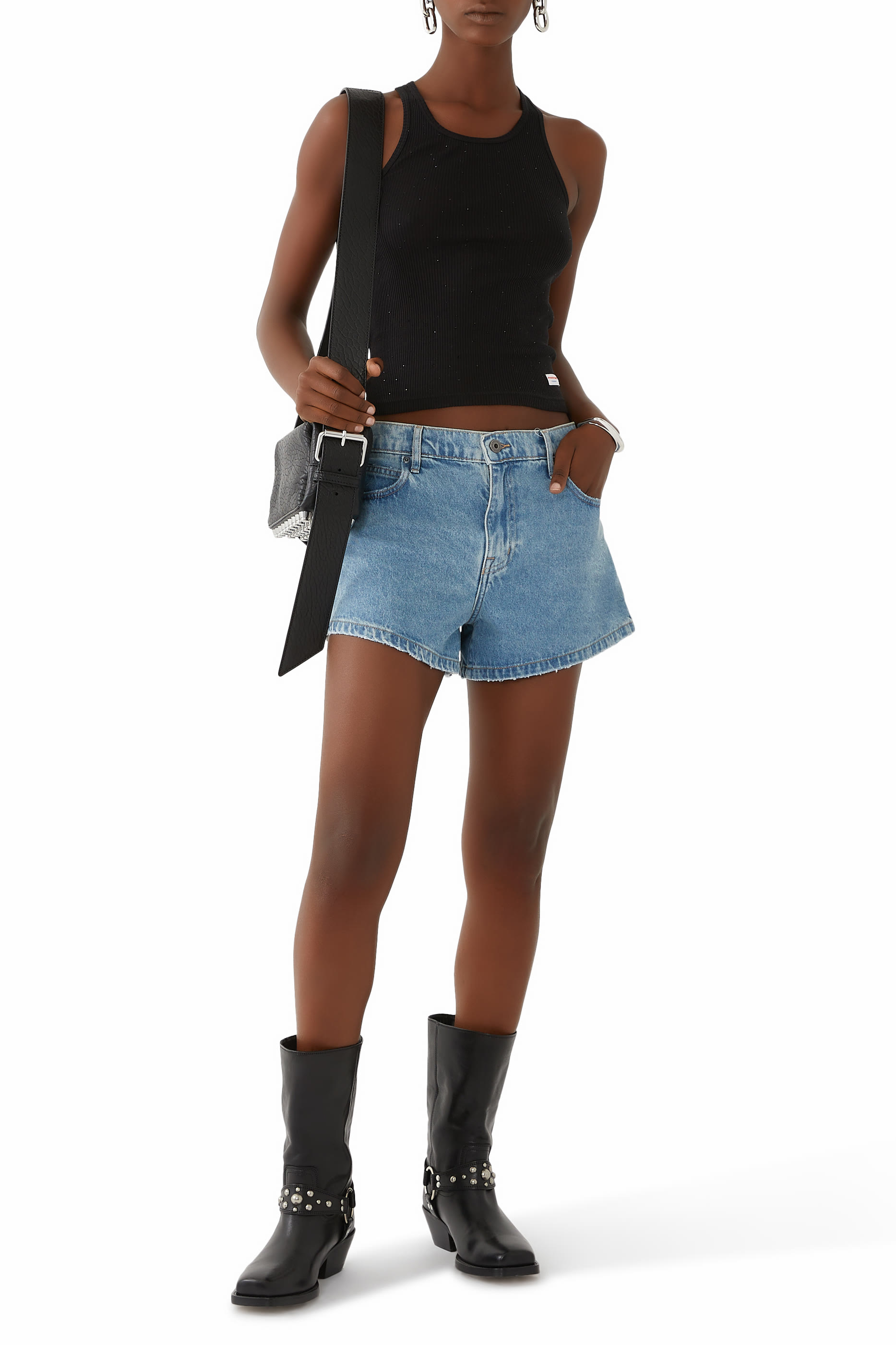 بلوزة ريسر  بلا أكمام مرصعة بكريستال مثبت حراريا