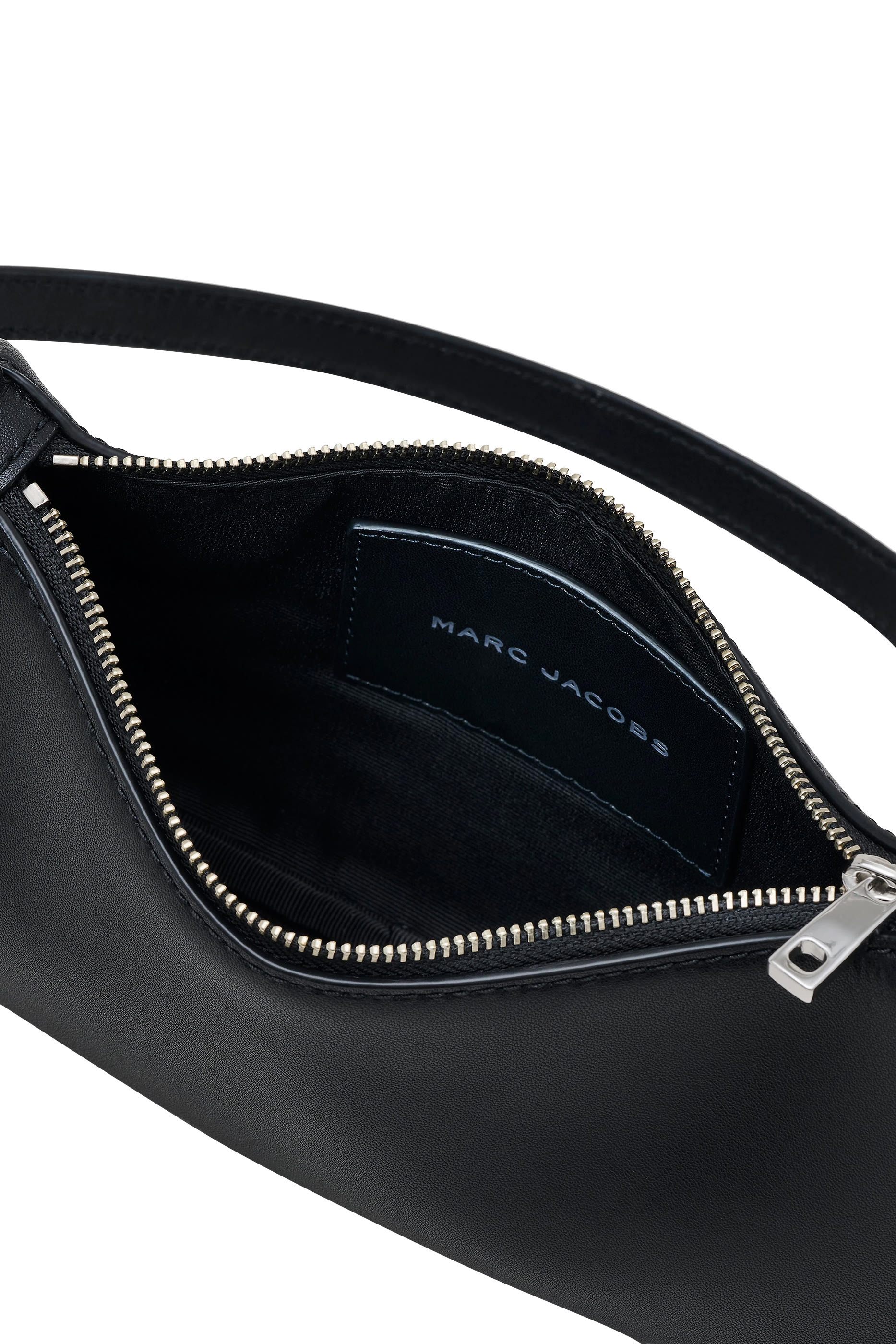 حقيبة كتف بحلية نجمة