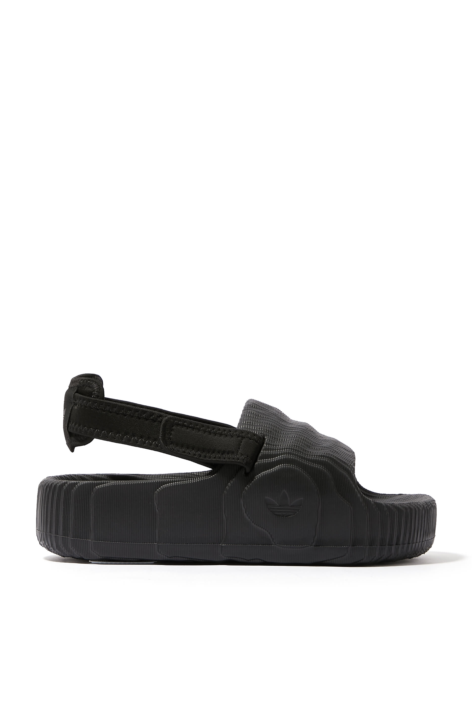 حذاء خفيف أديليت 22 اكس ال جي