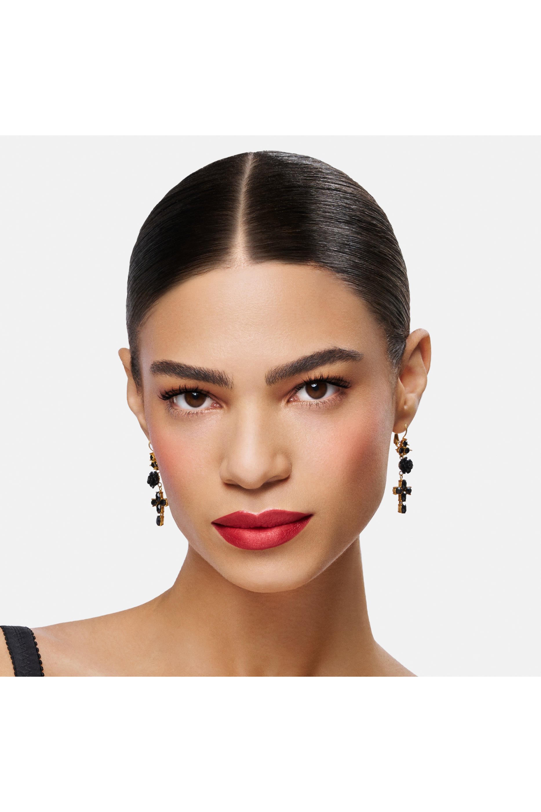 بودرة برونزر وظلال عيون فيس آند آيز ماتش