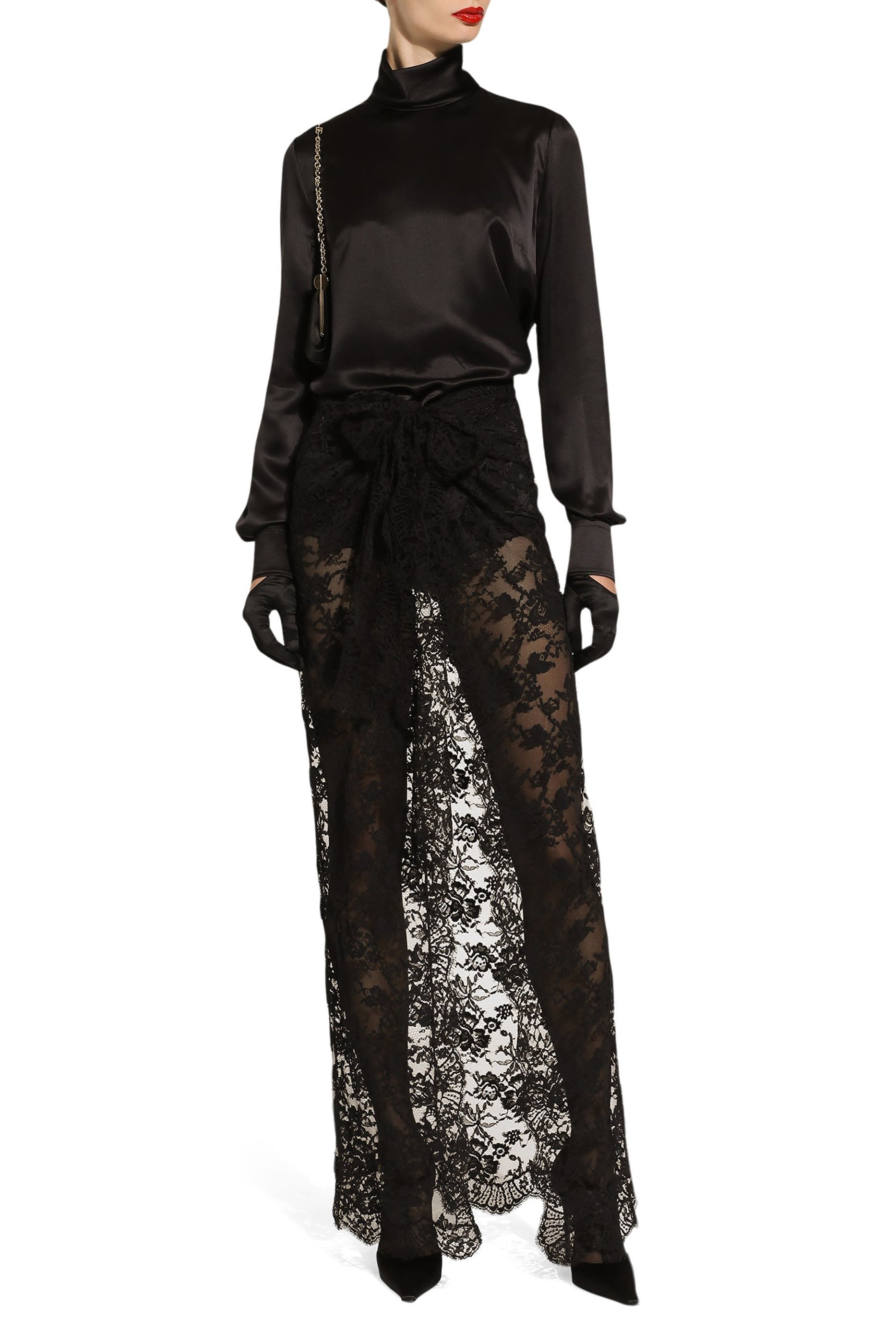 تنورة دانتيل شانتيلي طويلة