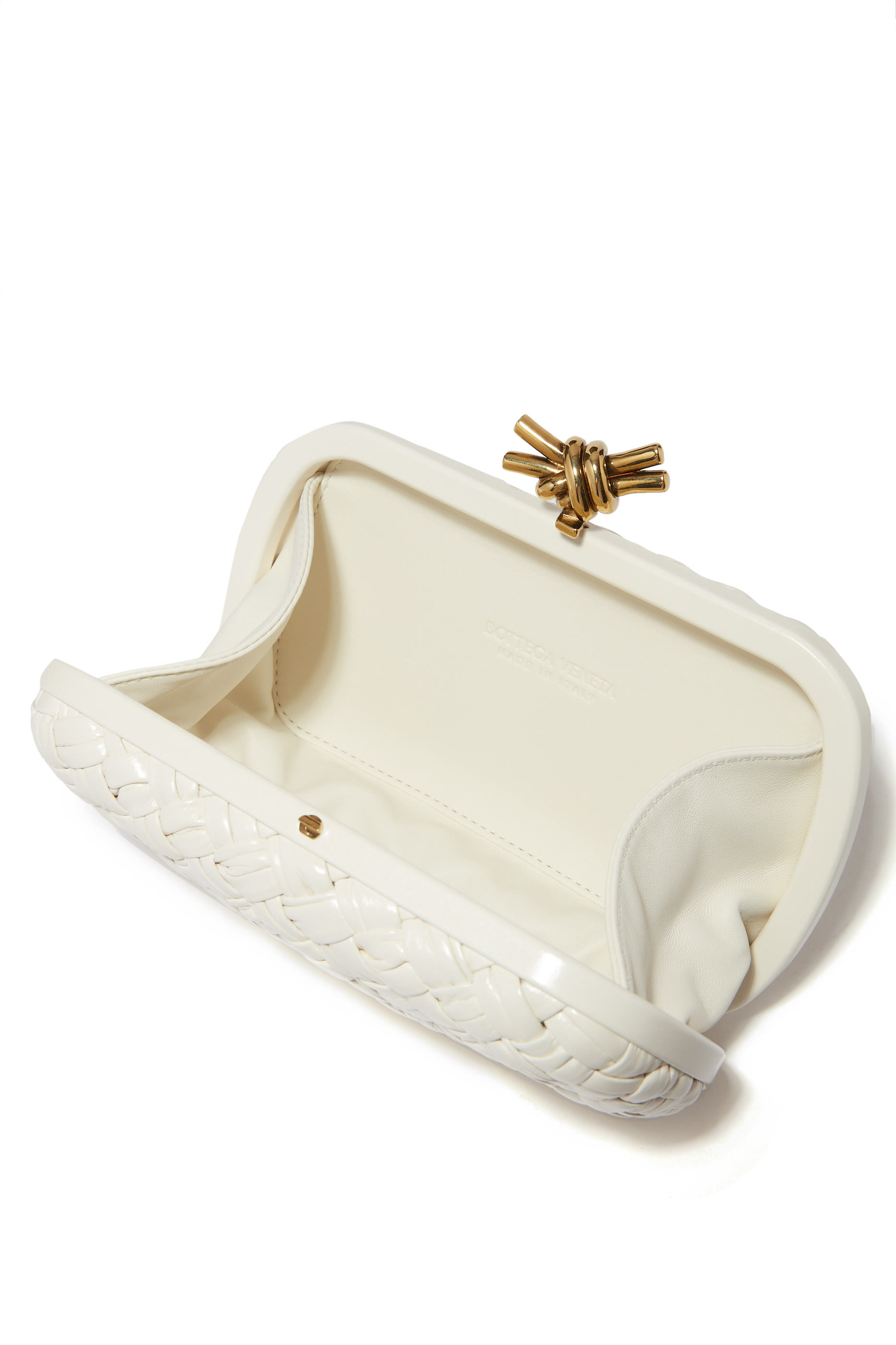 كلاتش ميناوديير بتفاصيل عقدة